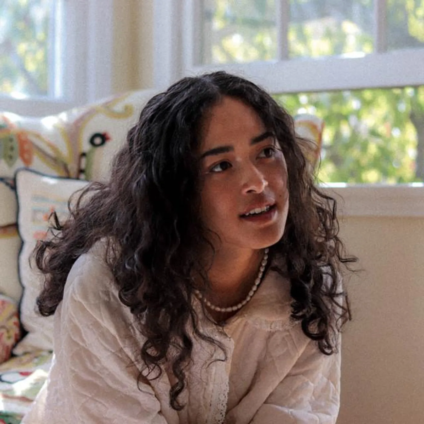 Lauren Juzang Brand Page