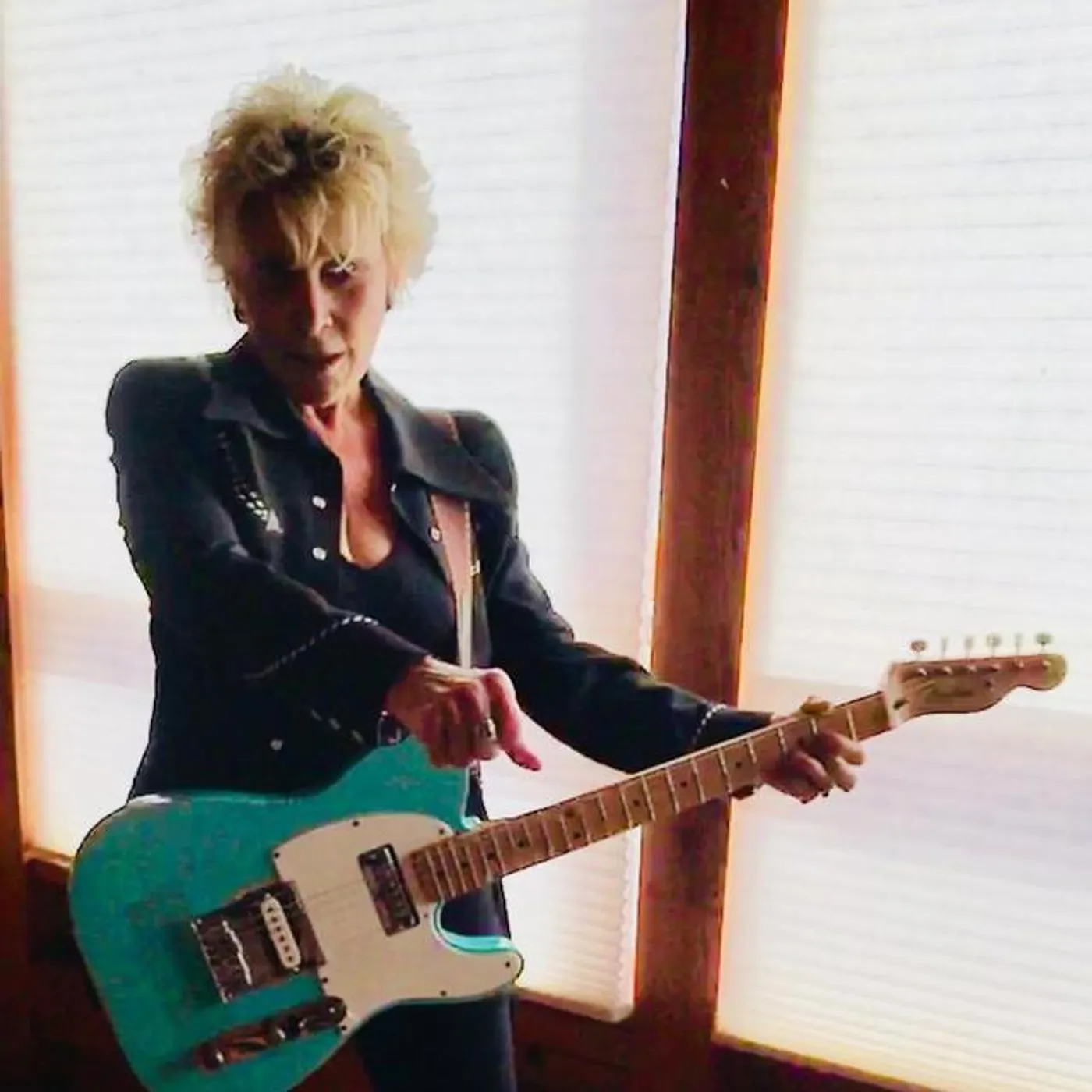 Lacy J. Dalton Brand Page