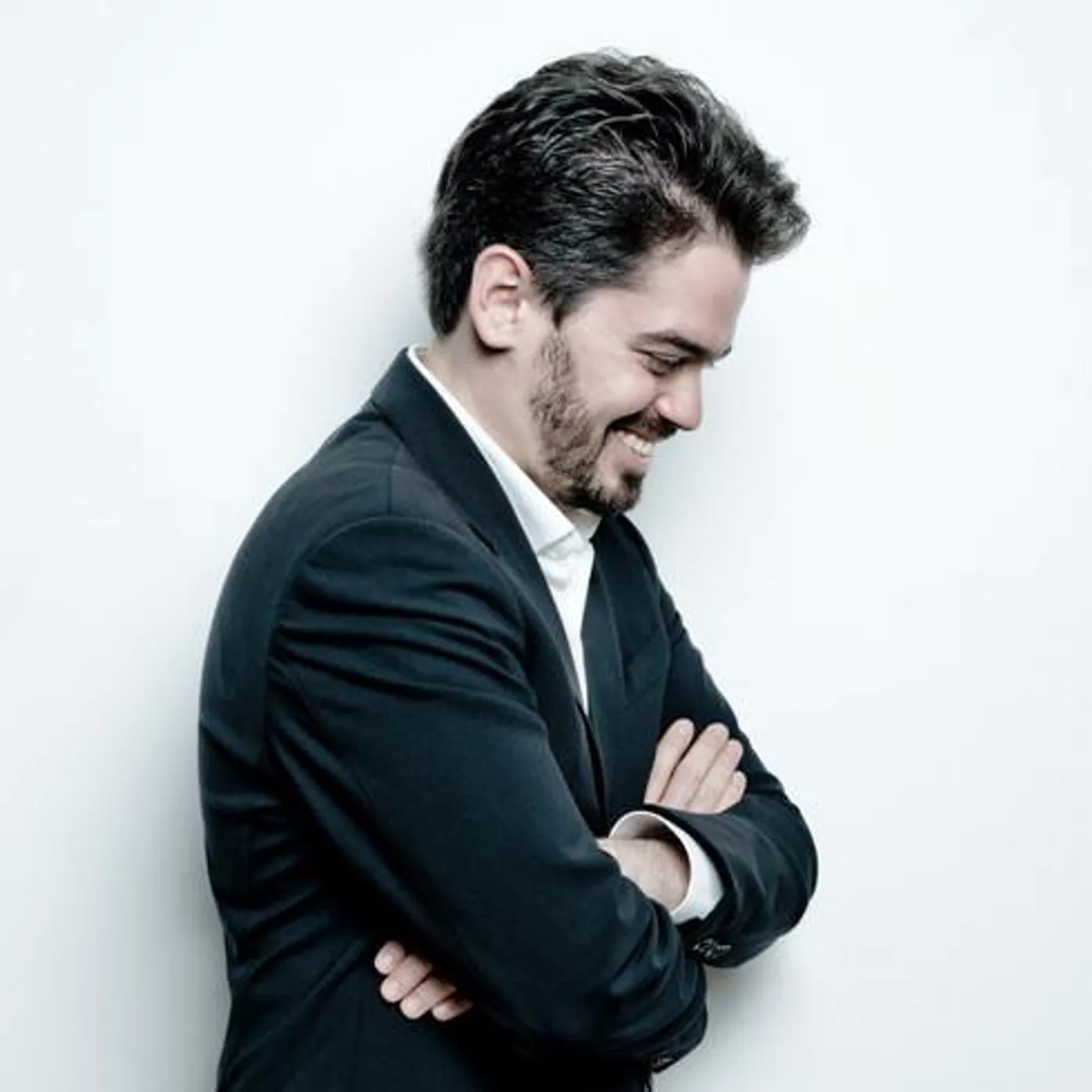 Lahav Shani Brand Page