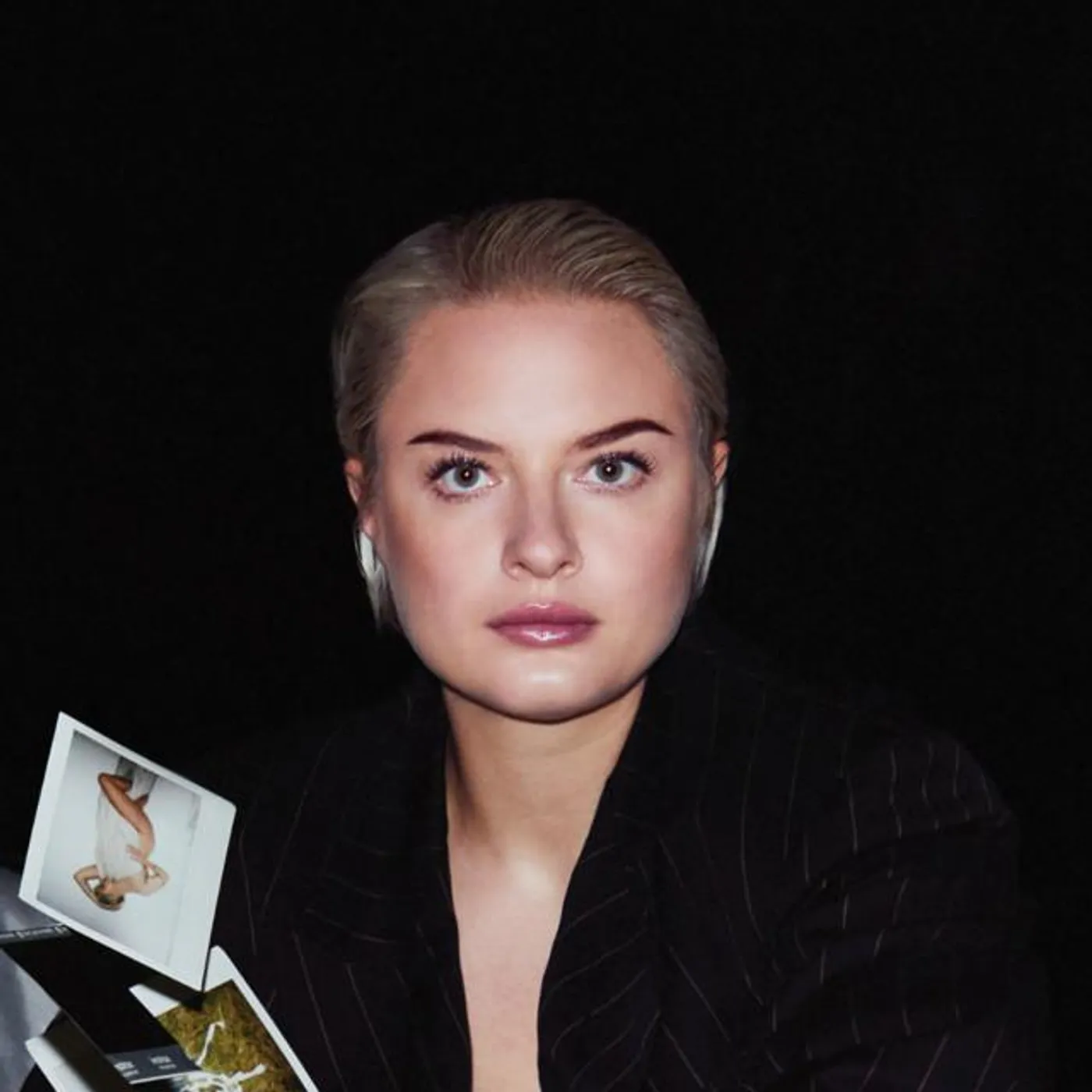 Låpsley Brand Page