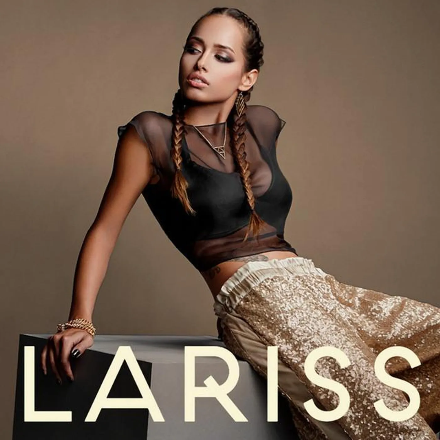 Lariss Brand Page