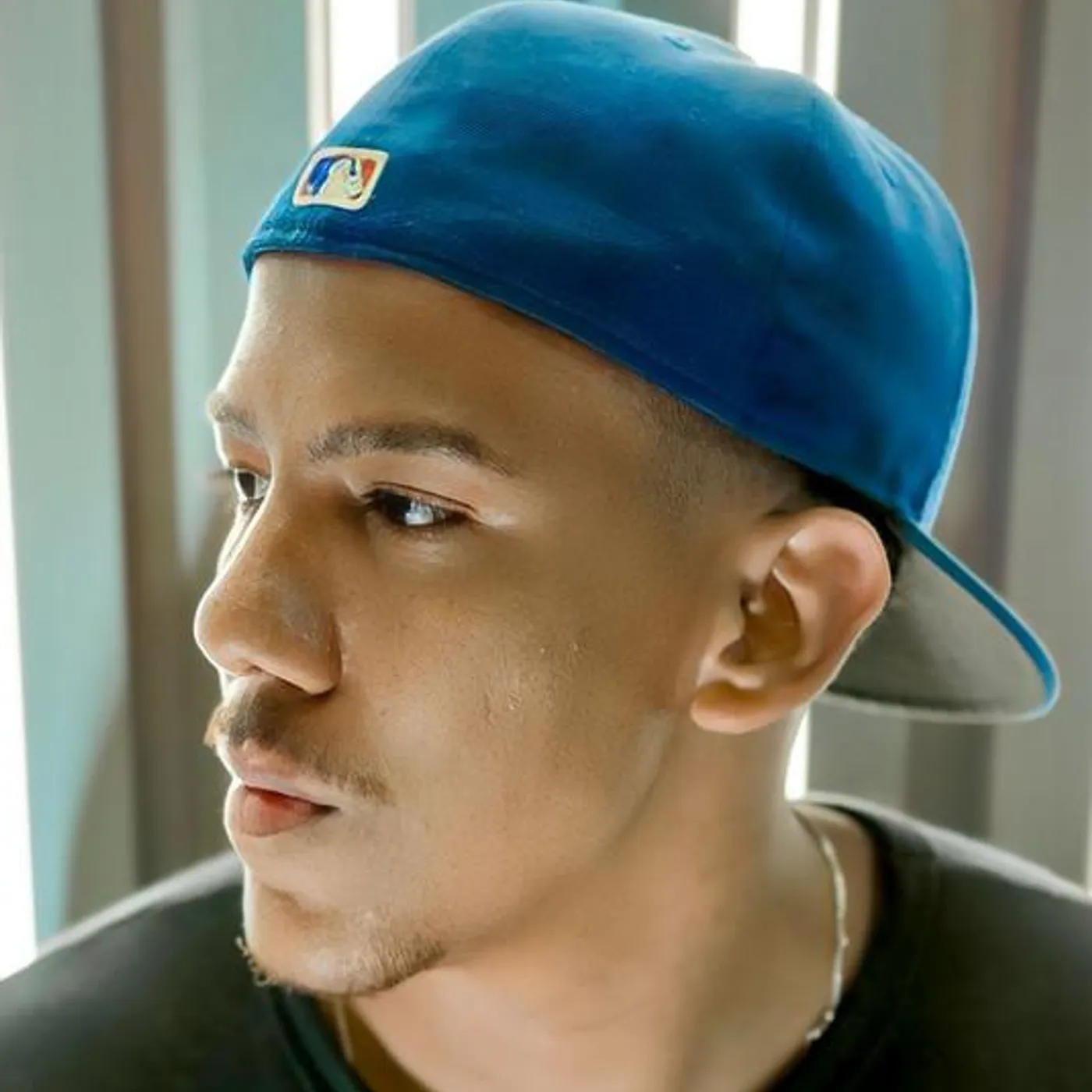 LEVII MC