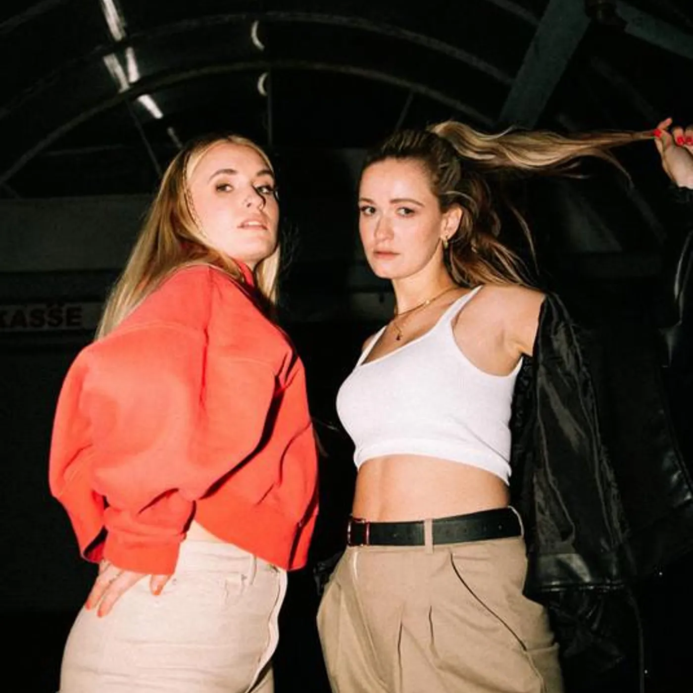 LEA x LINDA Brand Page