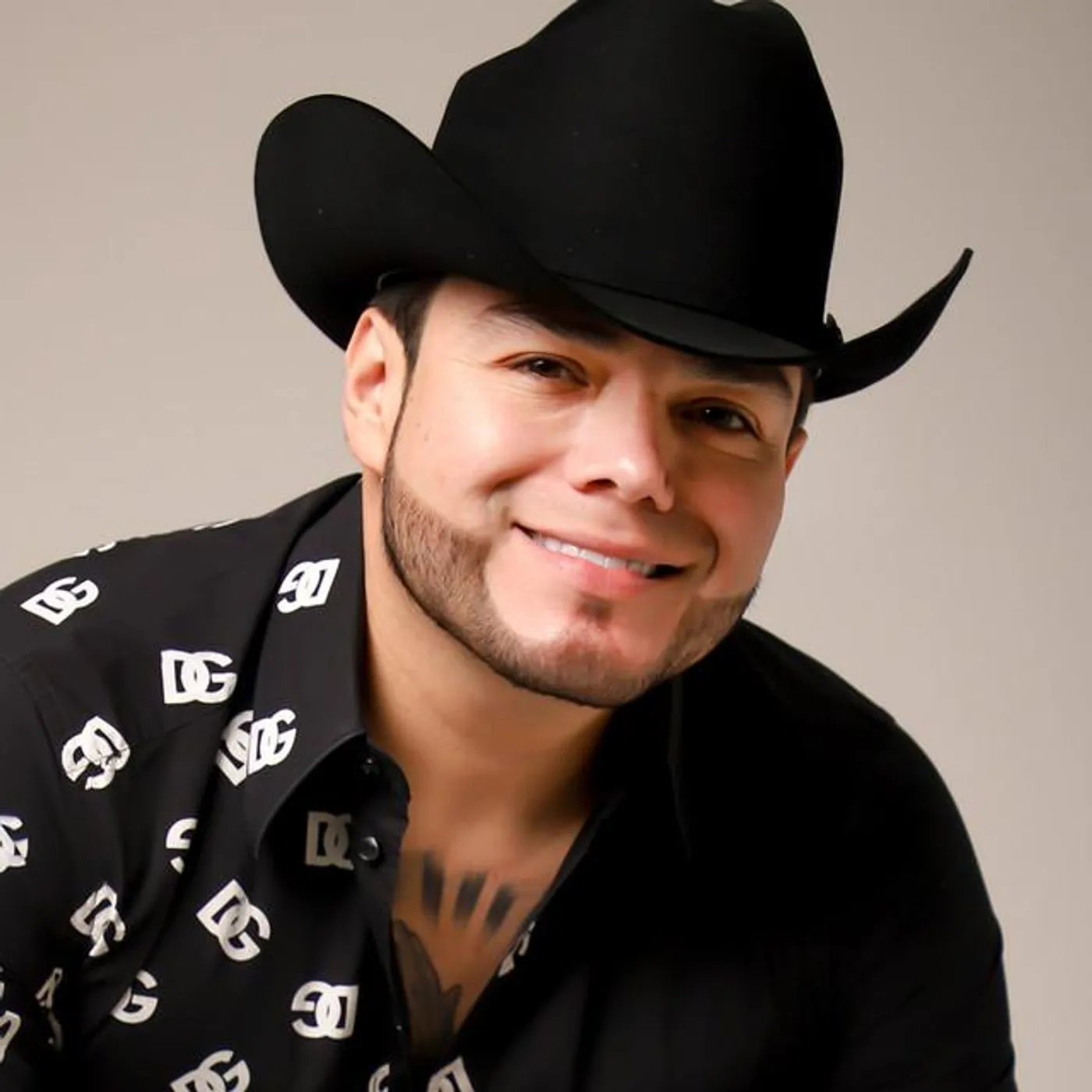 Lenin Ramírez Brand Page