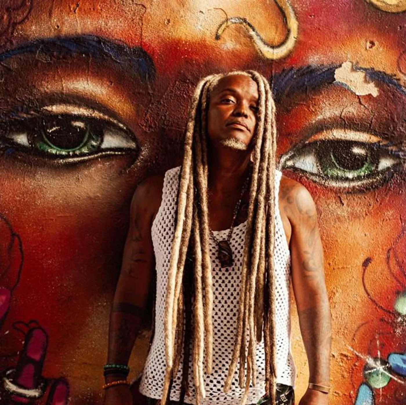 Leo Roots