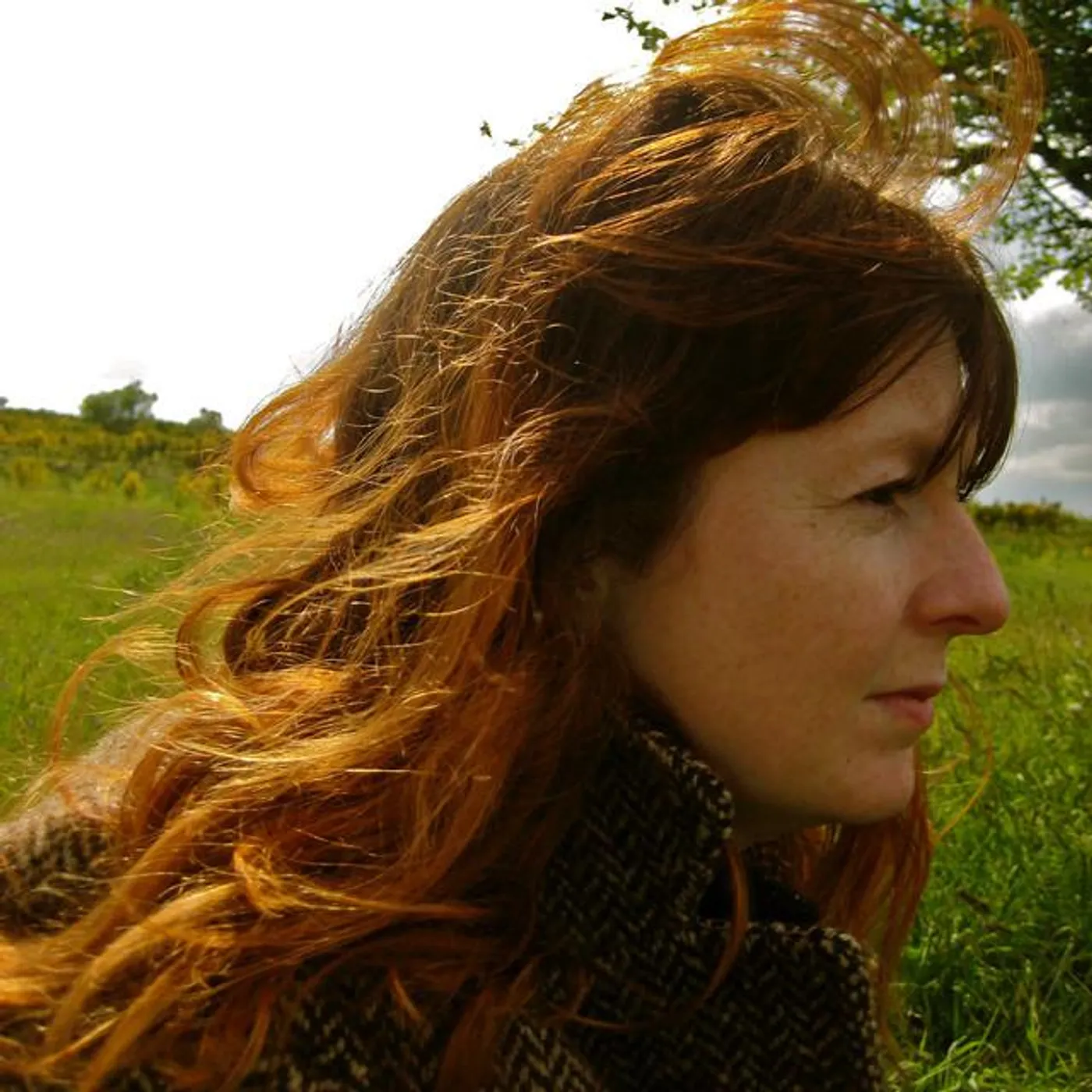 Lleuwen Brand Page