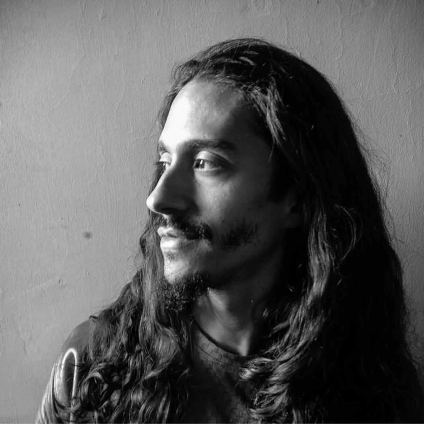 Ludwig Paredes Brand Page
