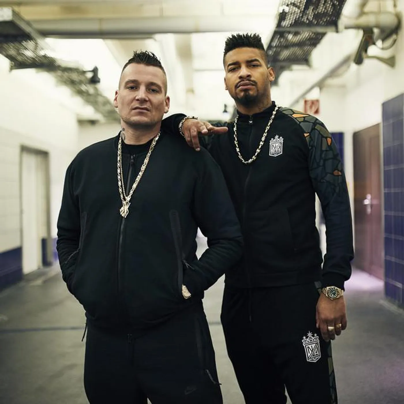 LX & Maxwell