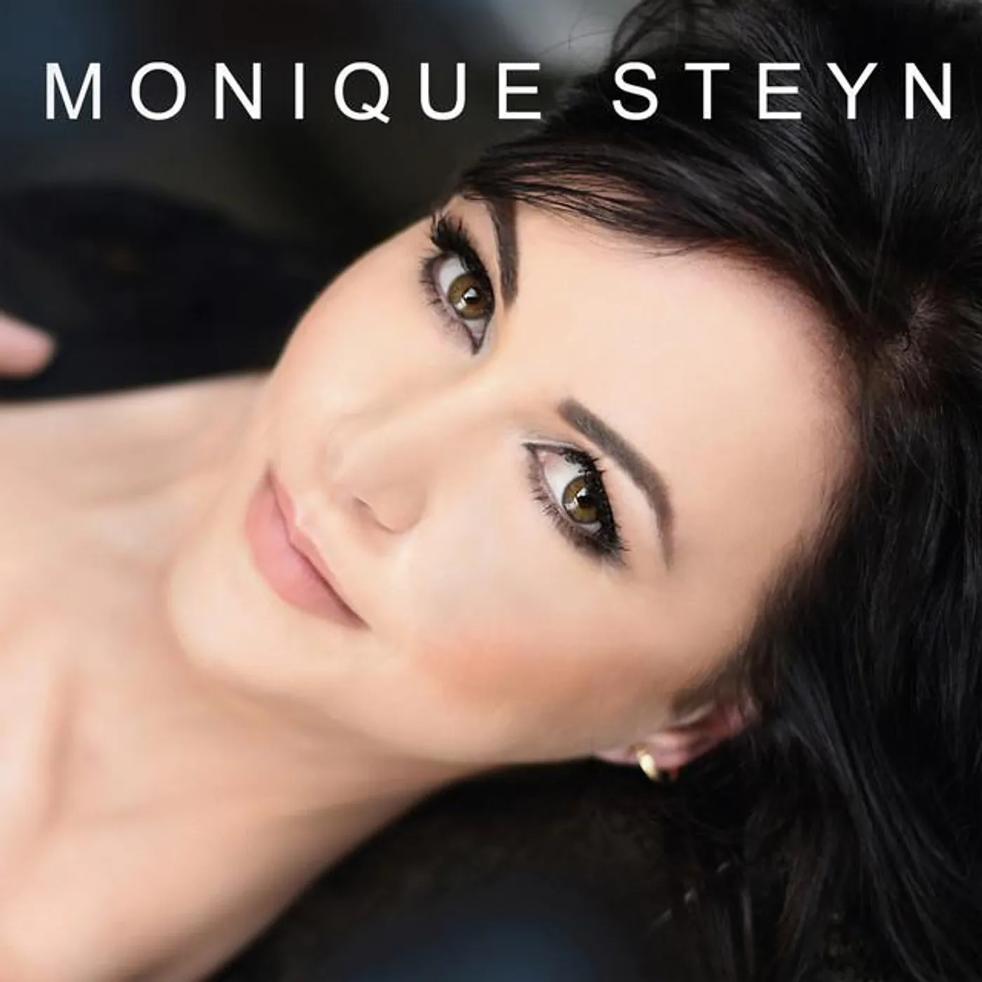 Monique Steyn Brand Page
