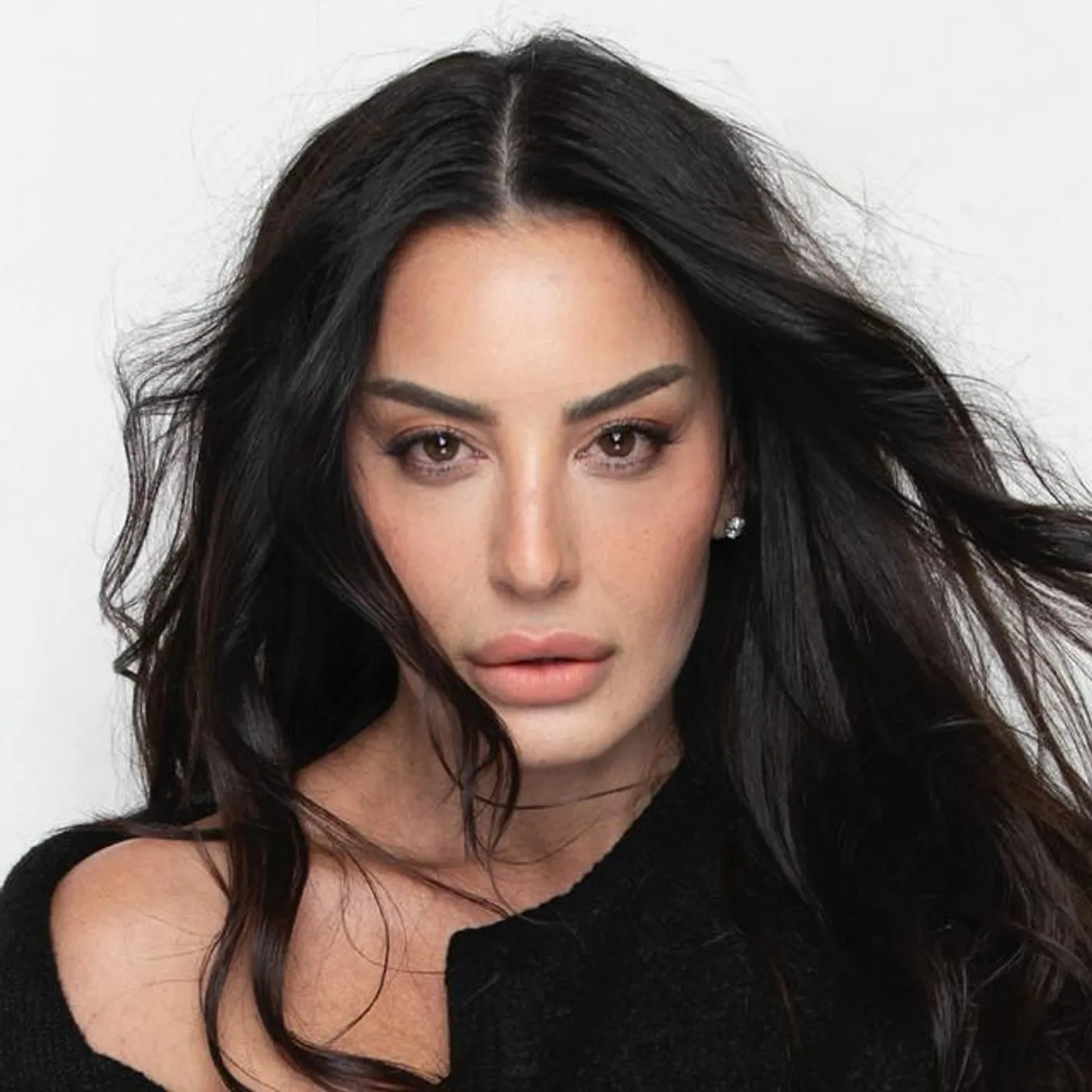 Maya Buskila Brand Page