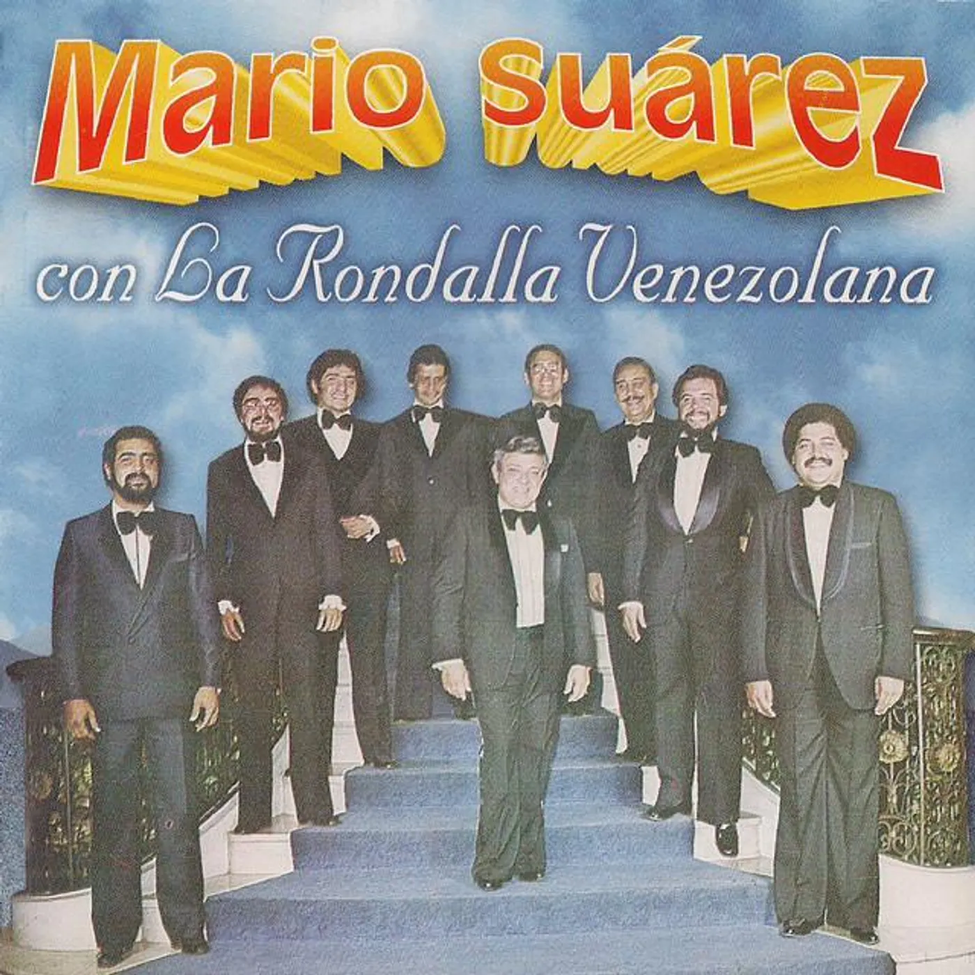 Mario Suárez con La Rondalla Venezolana