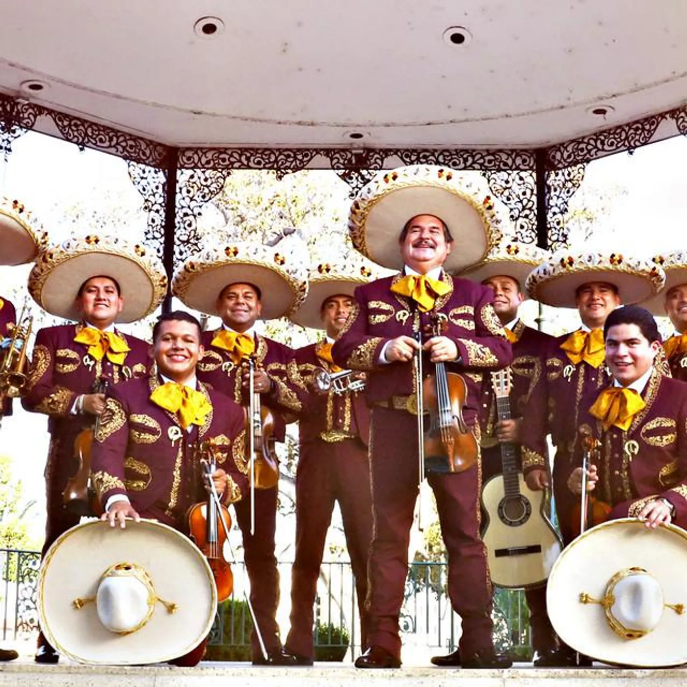 Mariachi Los Camperos Brand Page