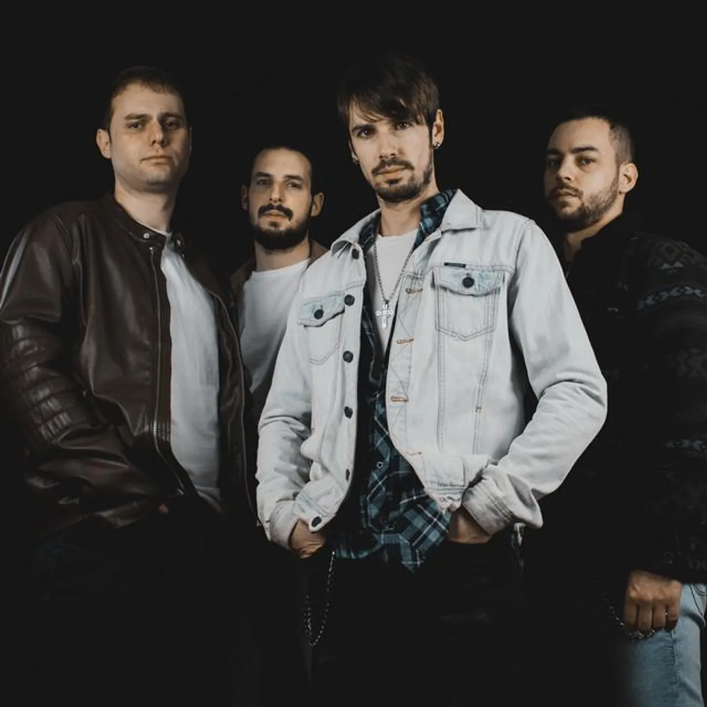 Menos Lobos