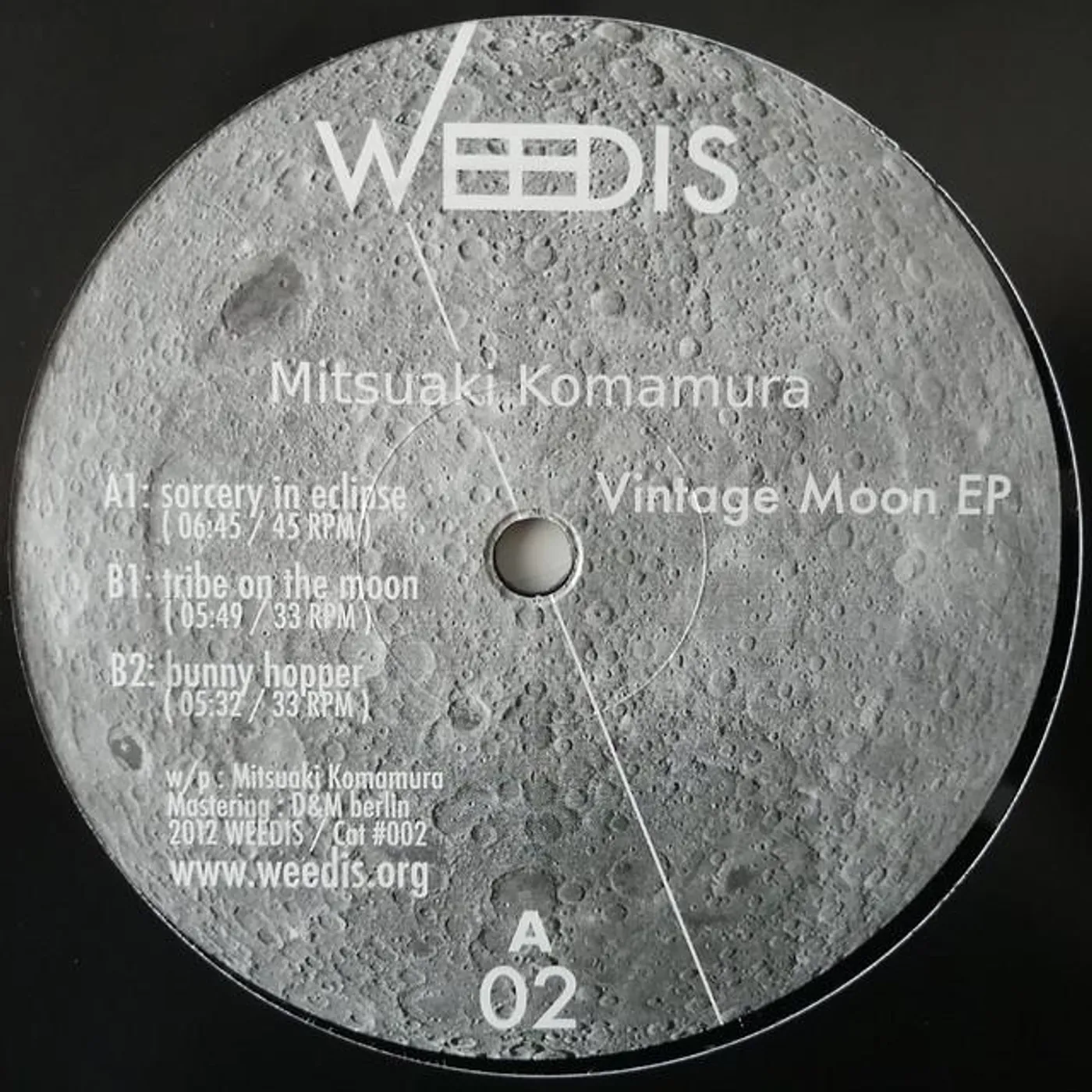 Mitsuaki Komamura Brand Page