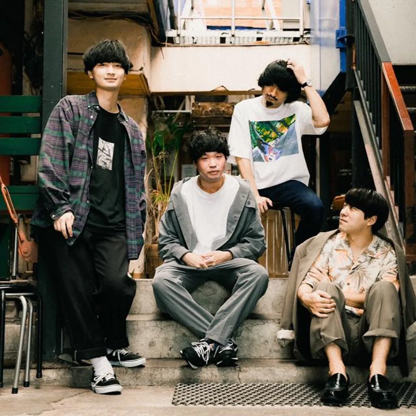 MIAMI PARTY Brand Page