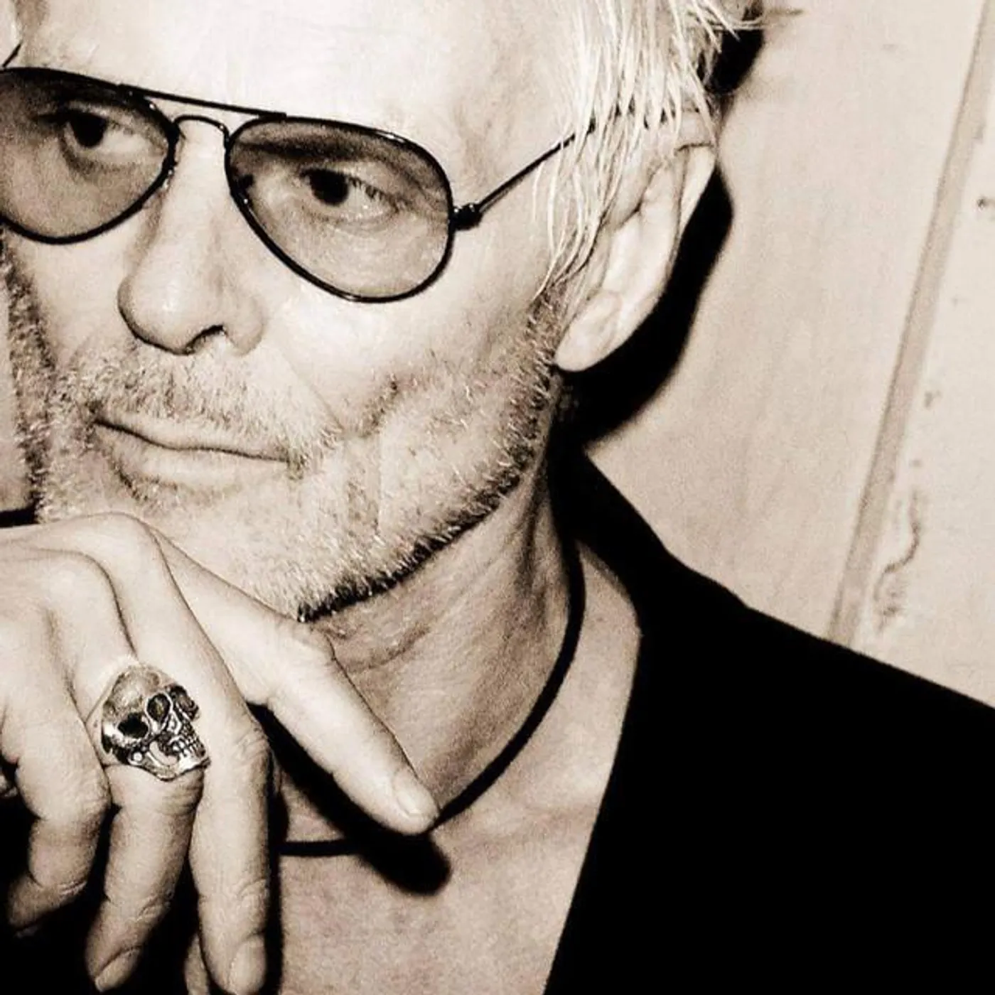 Michael Des Barres Brand Page