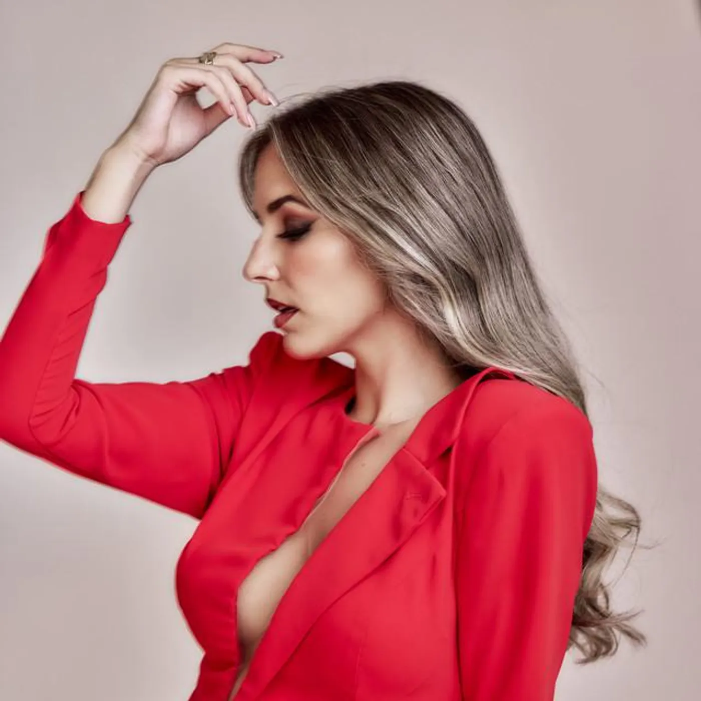 Mireya Bravo Brand Page
