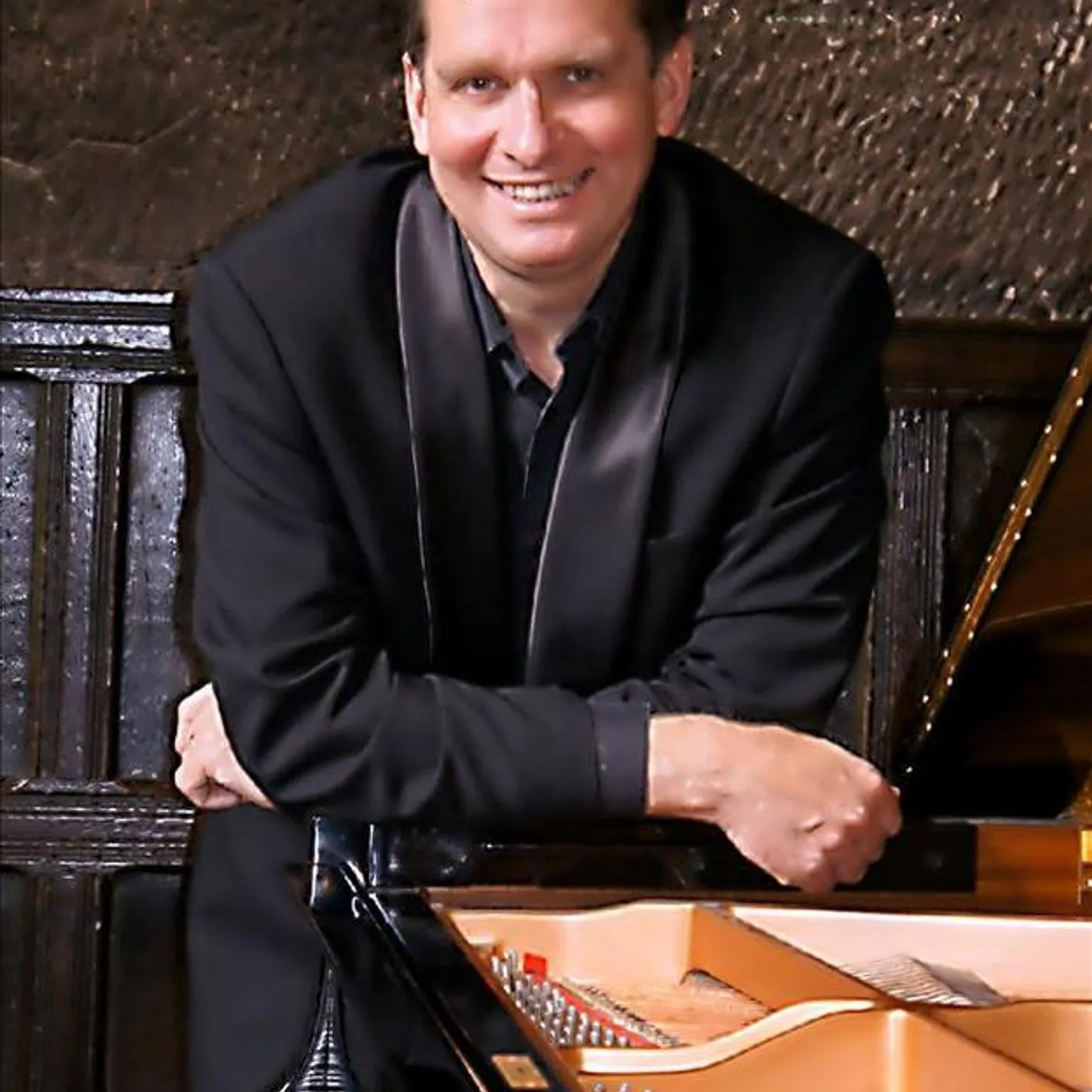 Murray McLachlan Brand Page