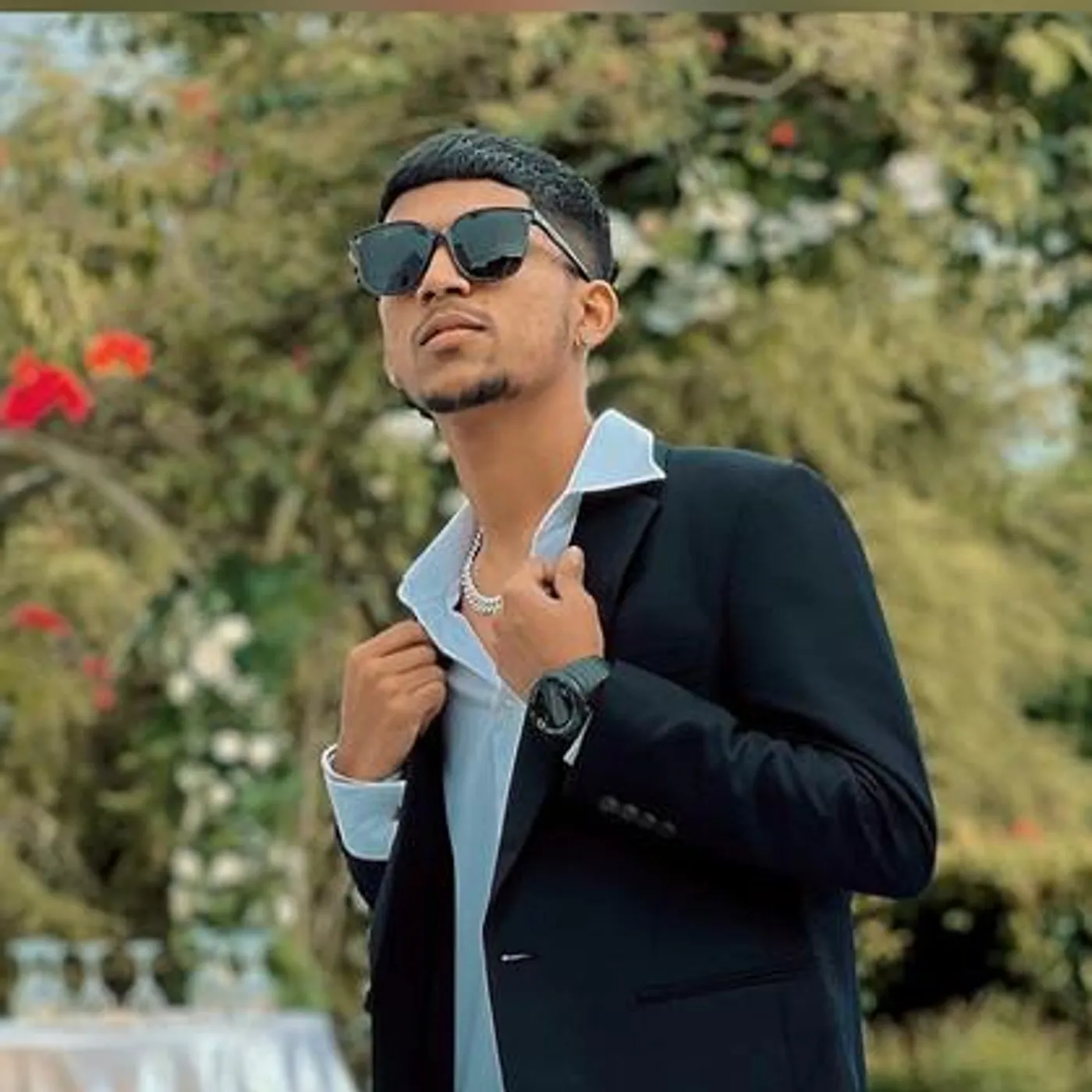 Navin K