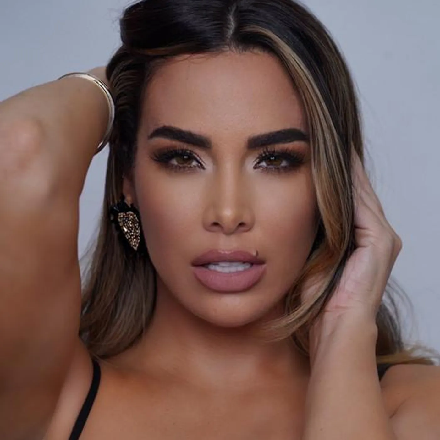 Nayer Brand Page