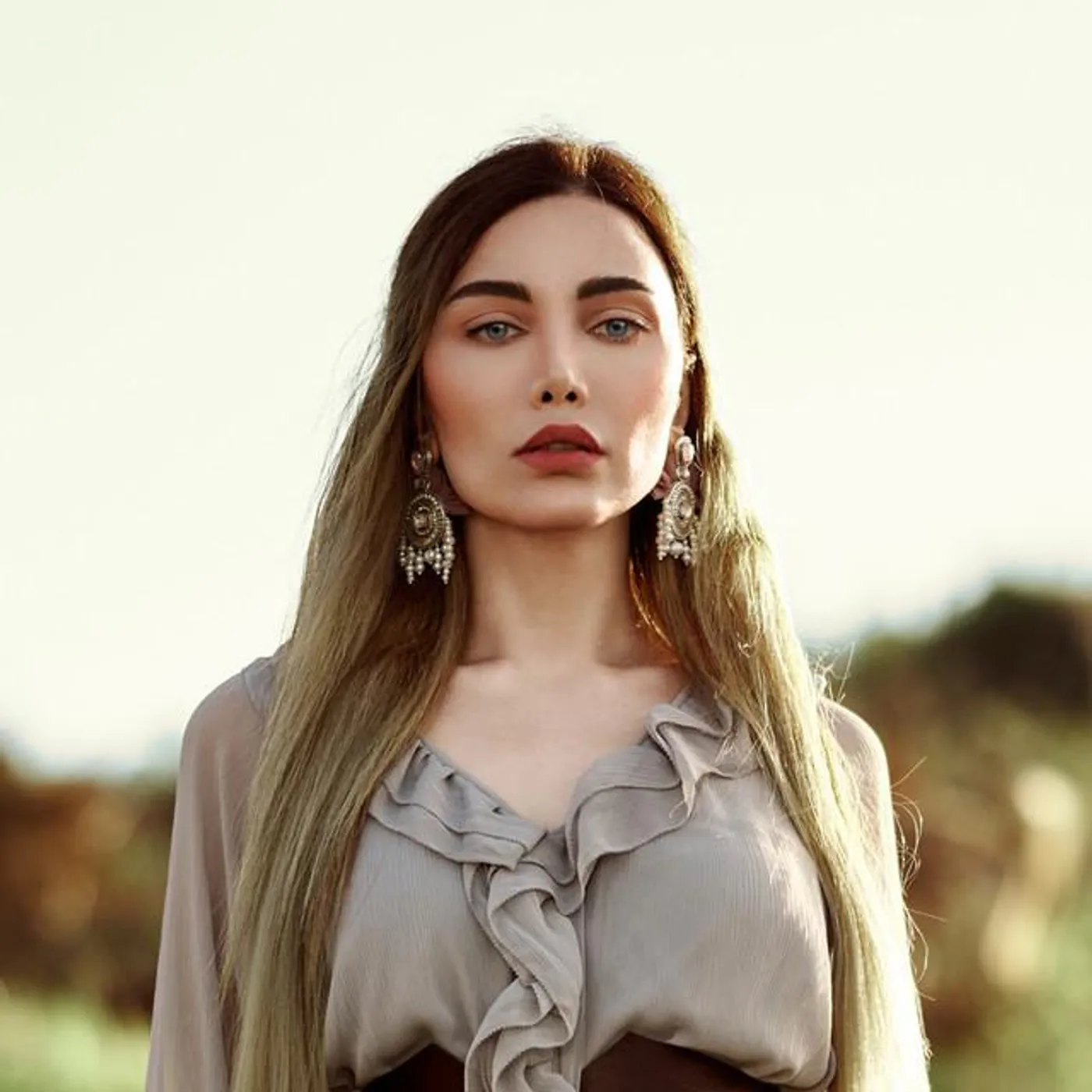 Negin Parsa Brand Page