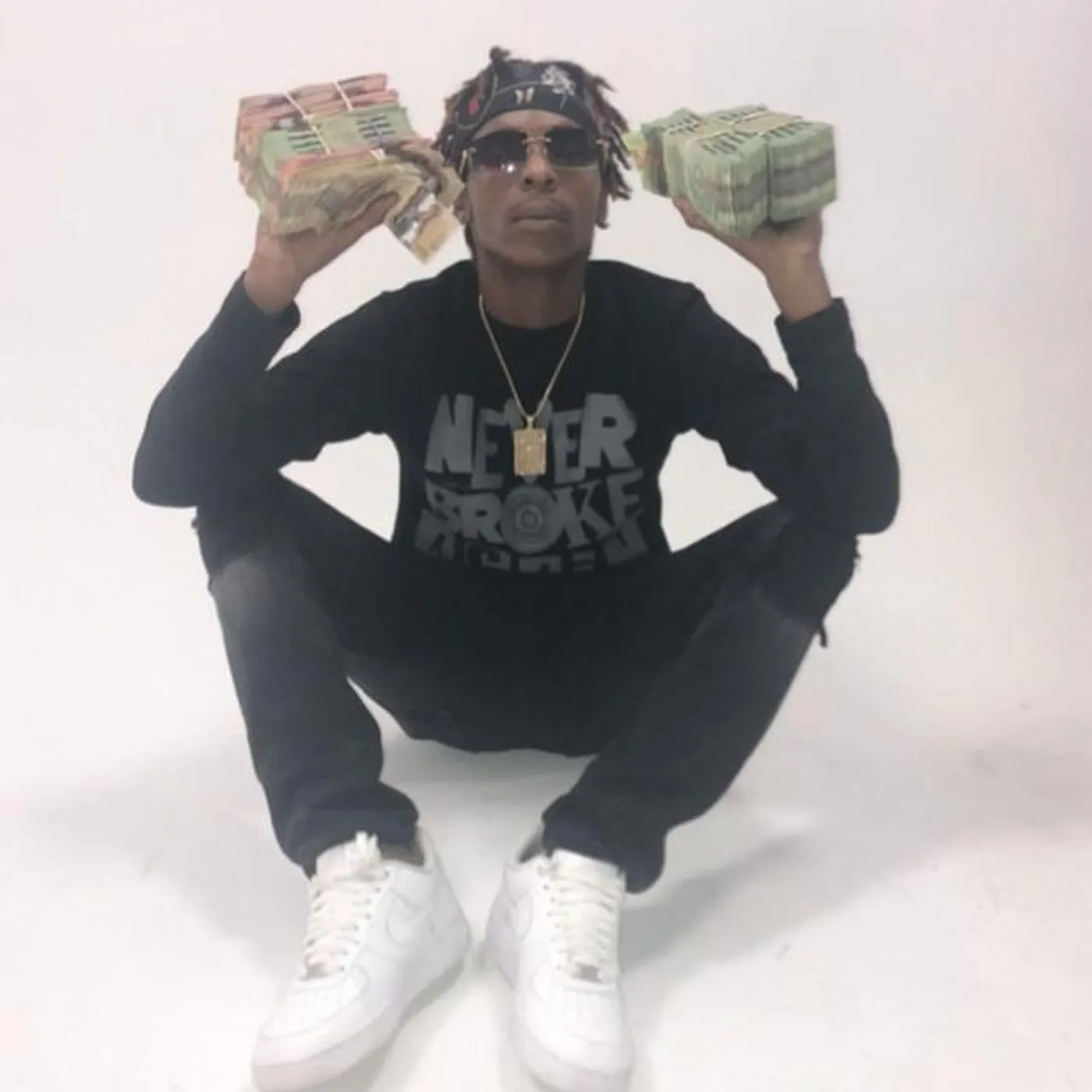 NH$