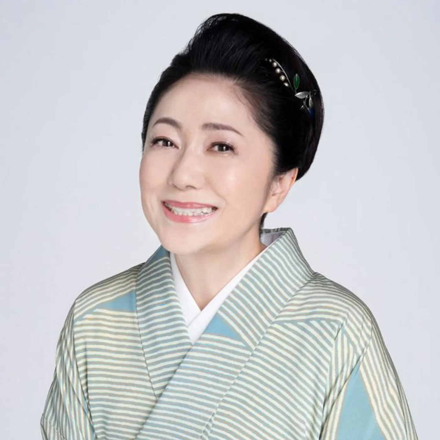 Sayuri Ishikawa Brand Page