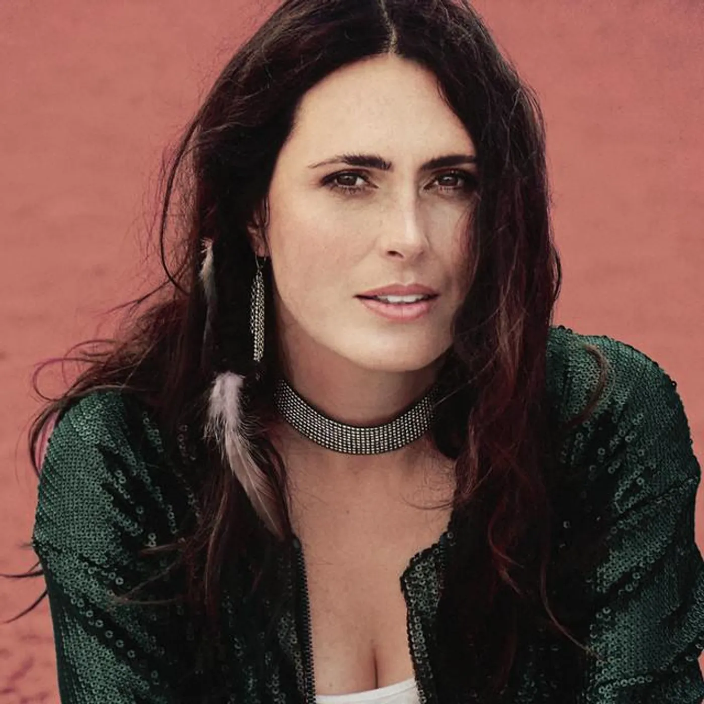 Sharon Den Adel Brand Page
