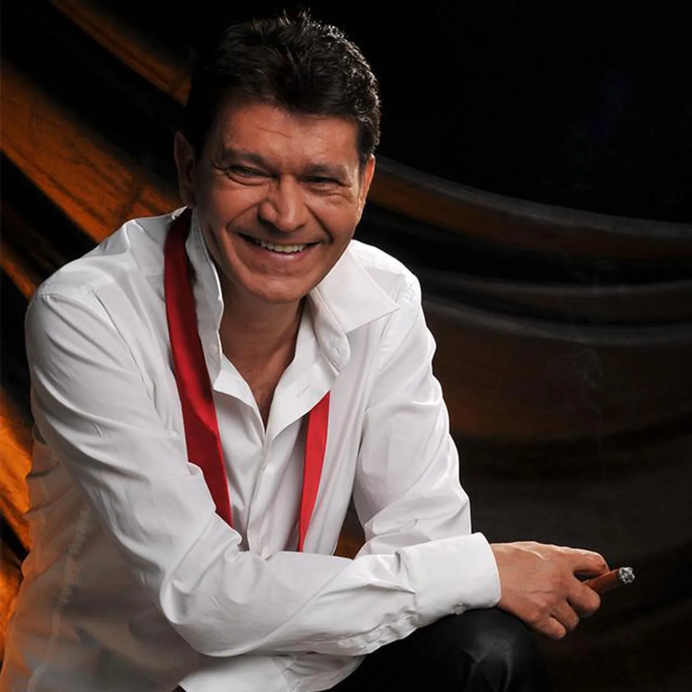 Sinan Sakic Brand Page