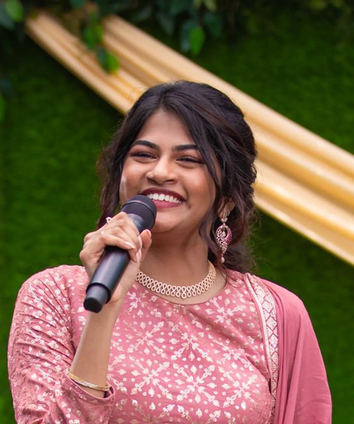 Stella Ramola