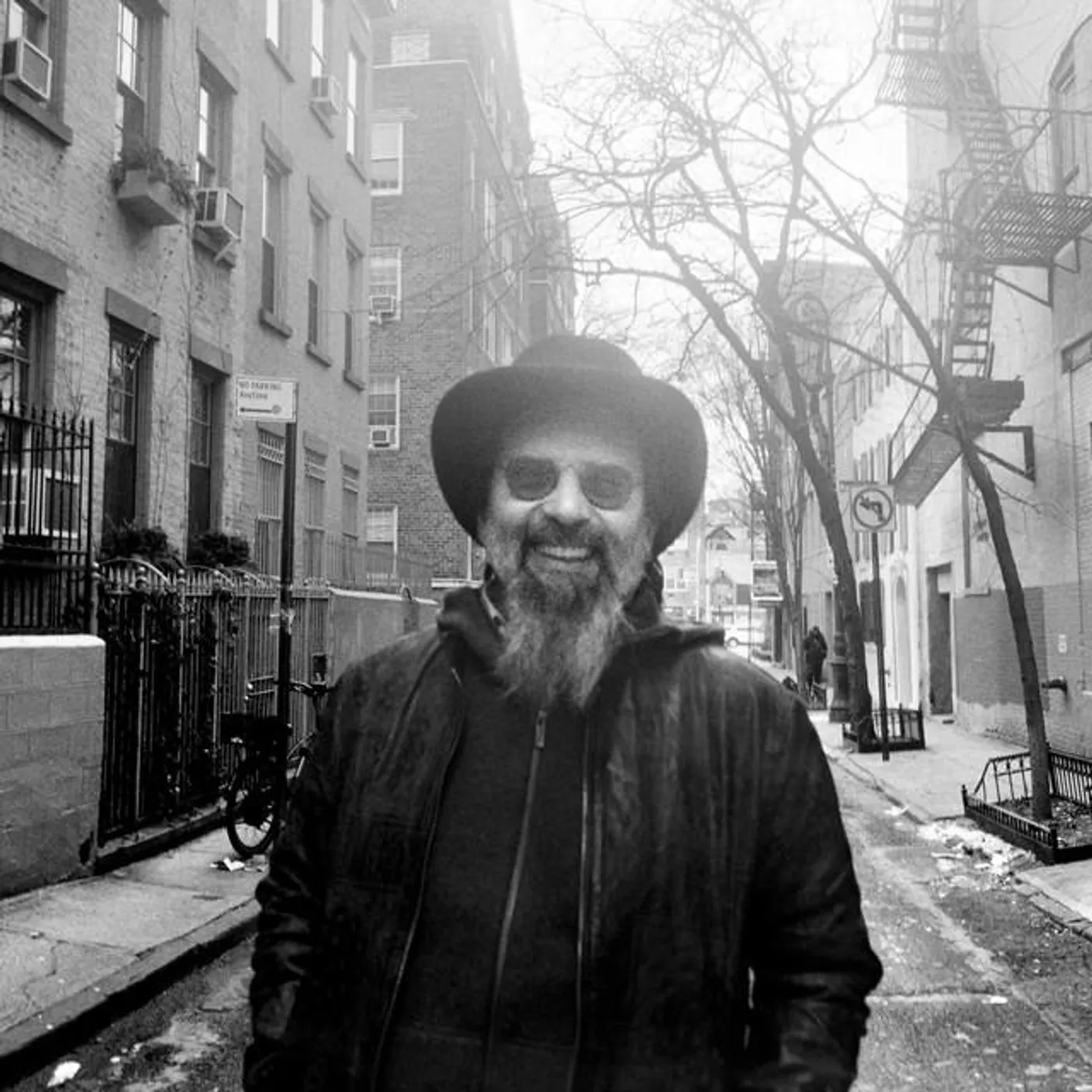 Steve Earle Brand Page