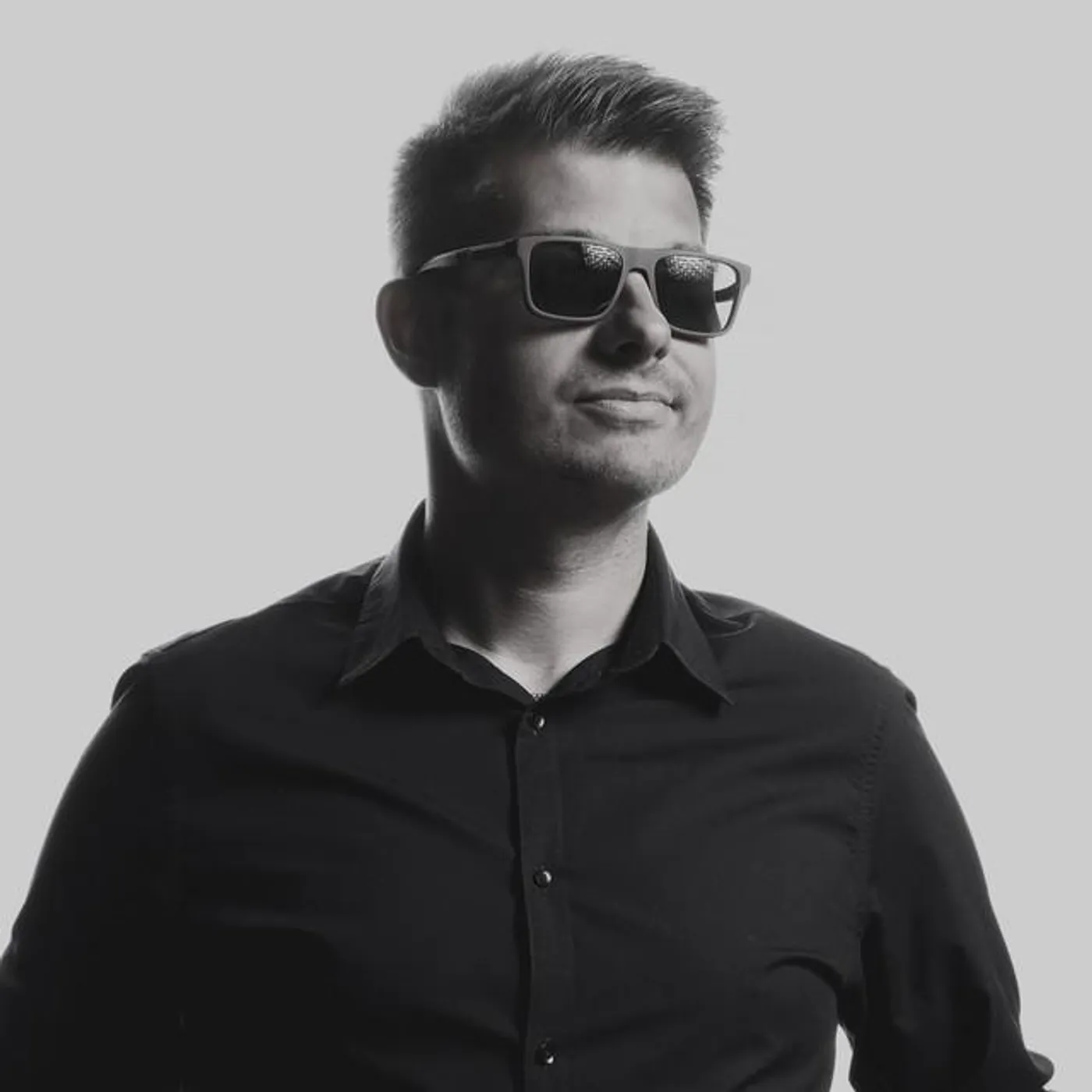 Patryk Scelina Brand Page