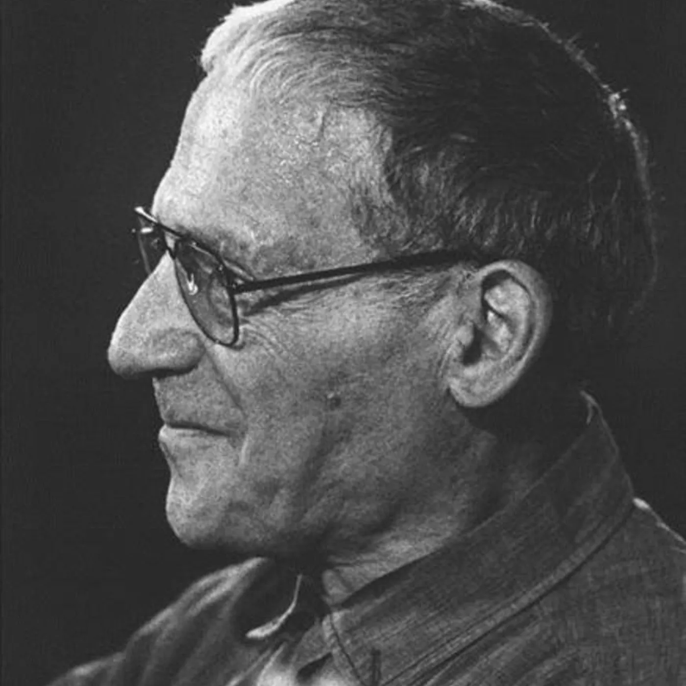 Paul Dessau Brand Page