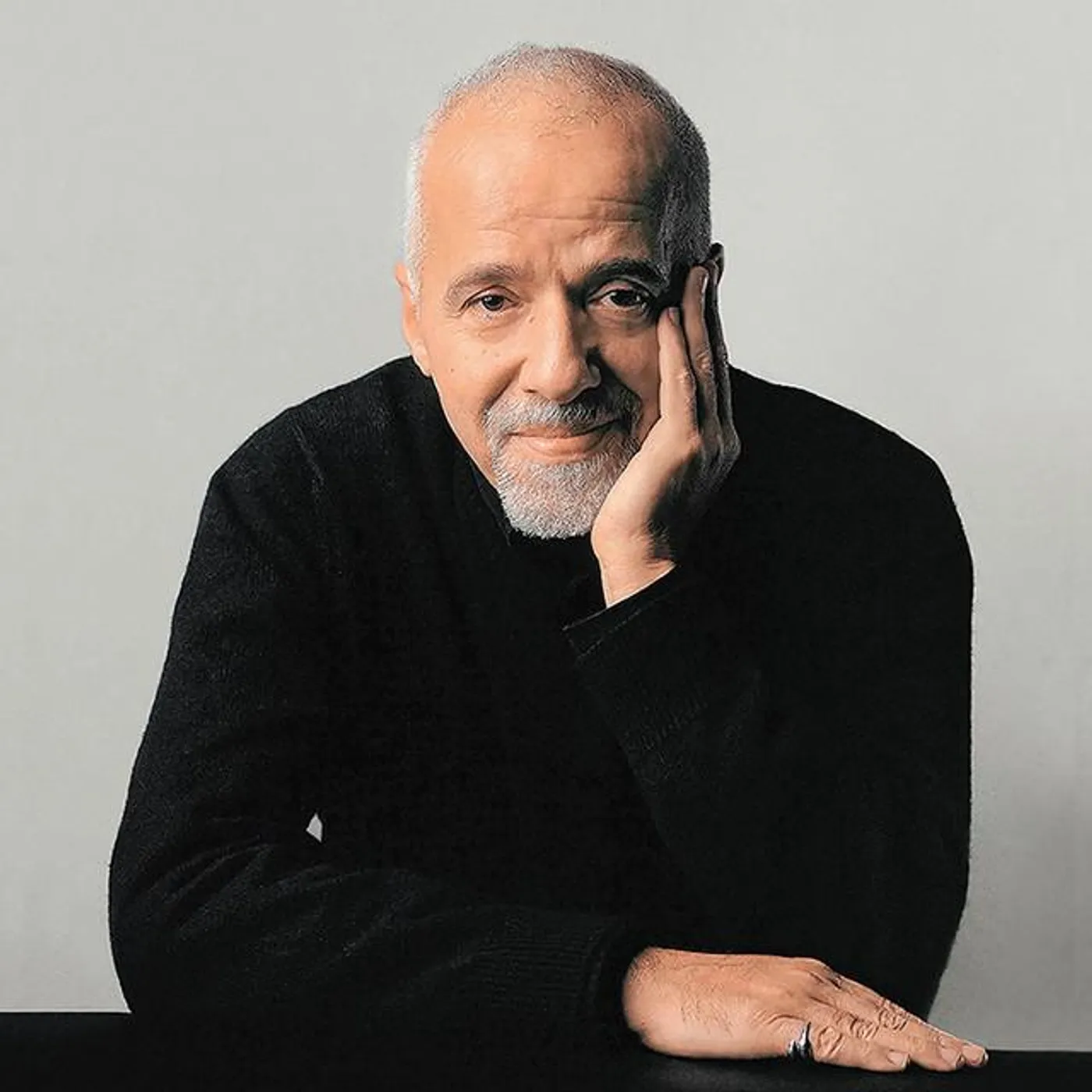 Paulo Coelho Brand Page