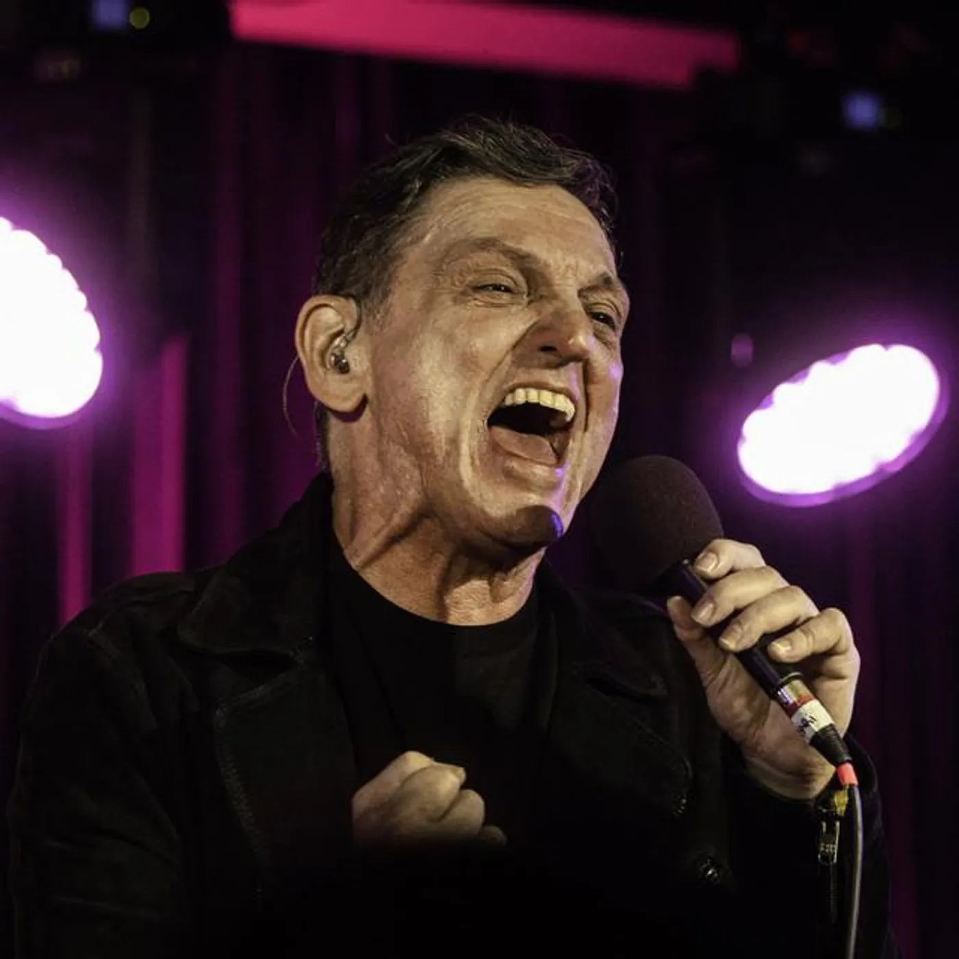 Paulo Miklos Brand Page