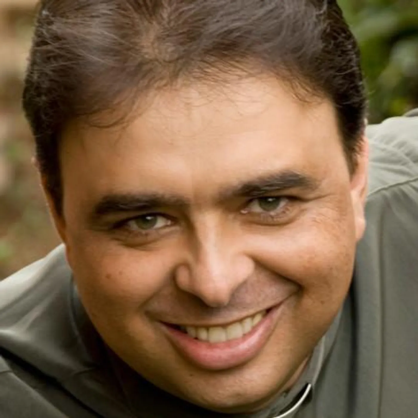 Padre Agnaldo José Brand Page