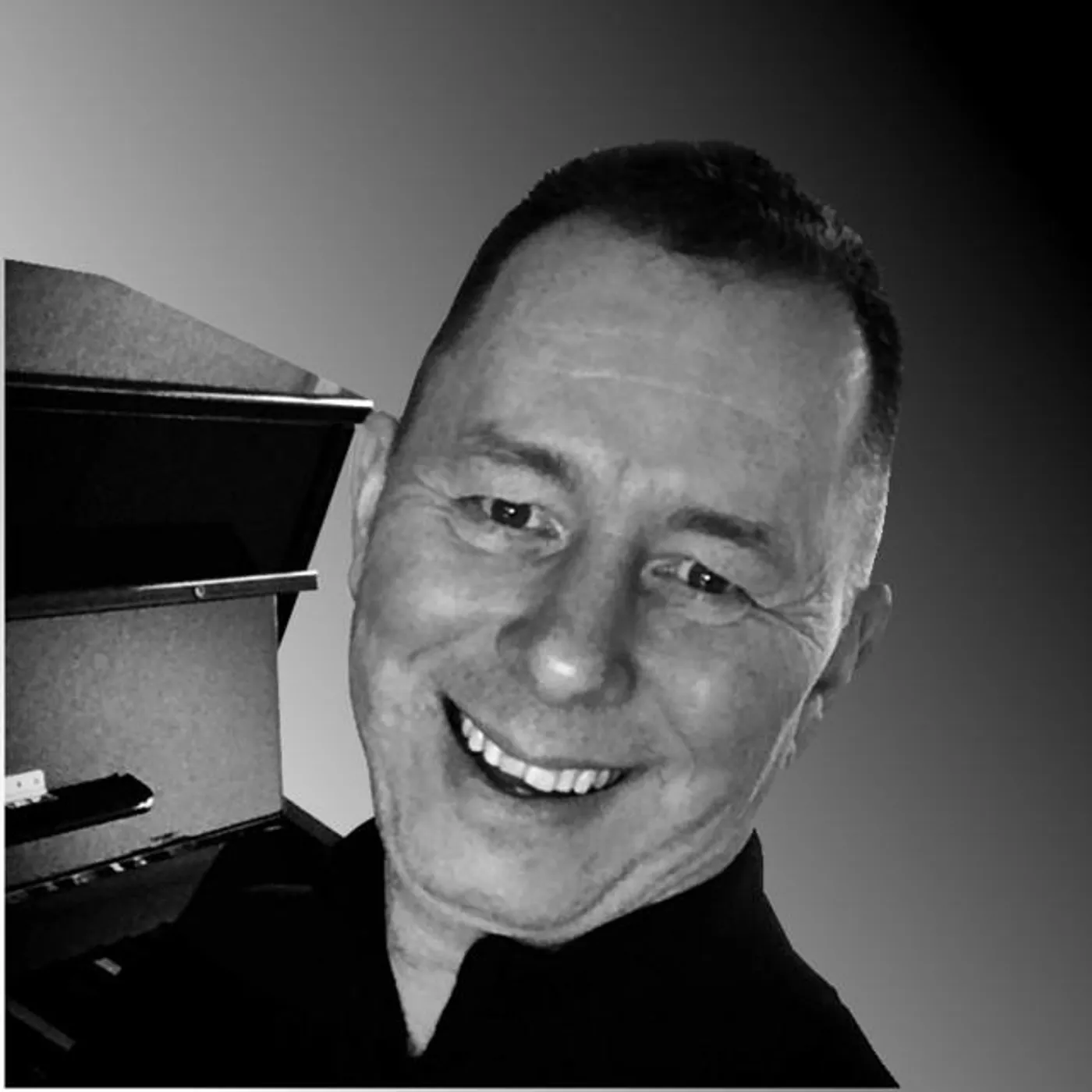 Peter Pampiermole Brand Page