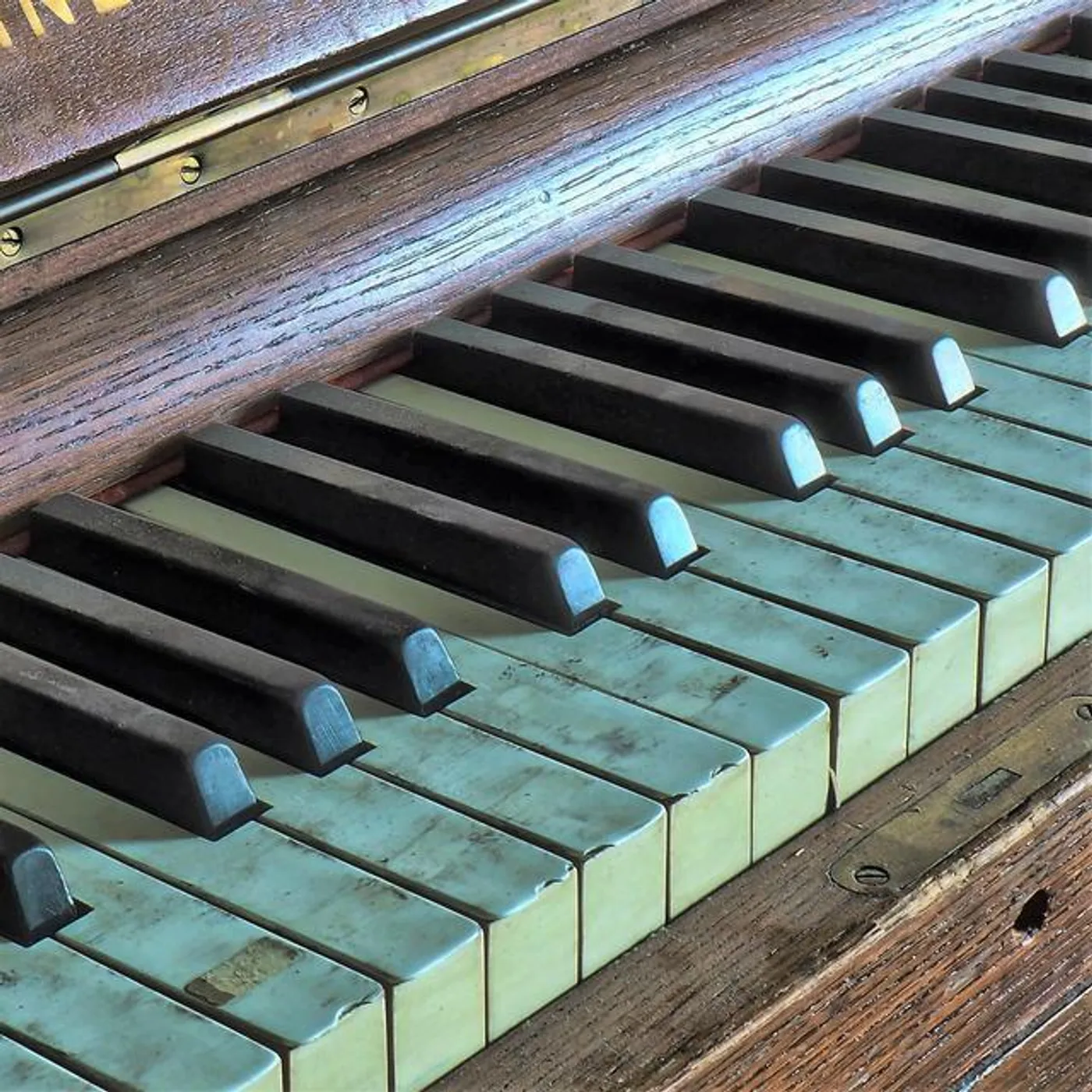 Piano Dust Covers Brand Page