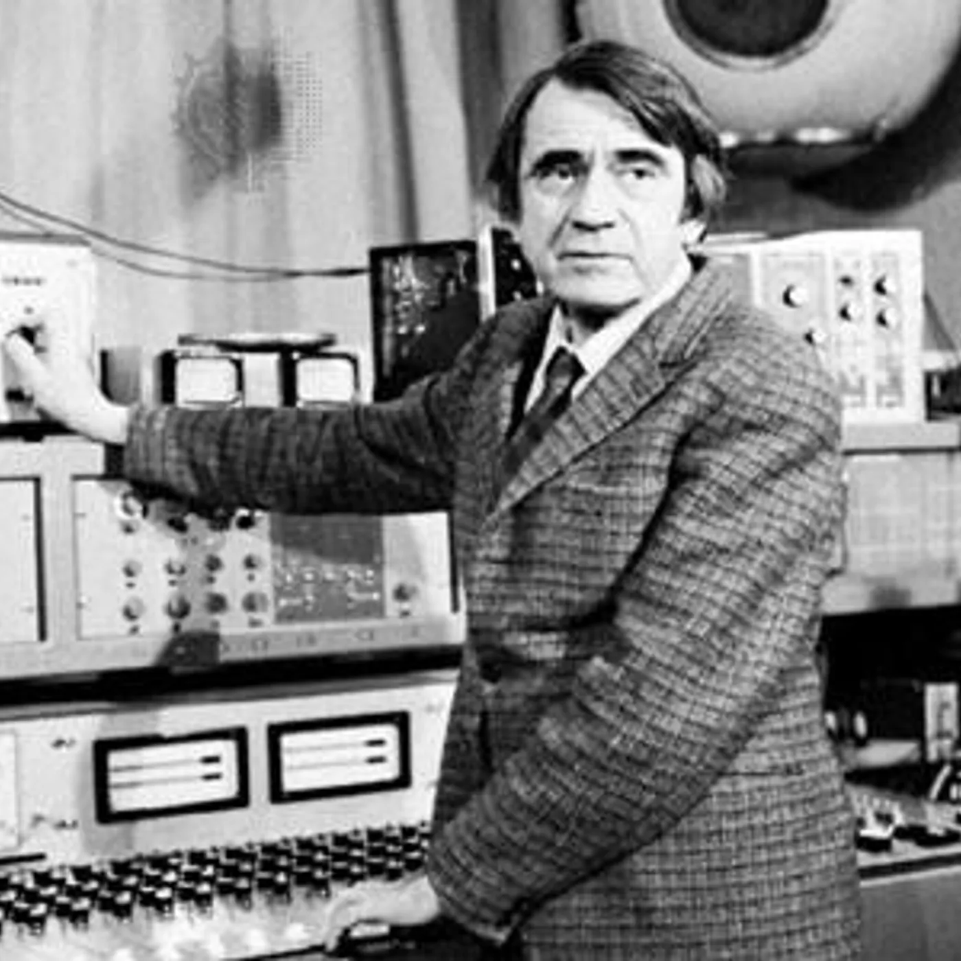 Pierre Schaeffer Brand Page