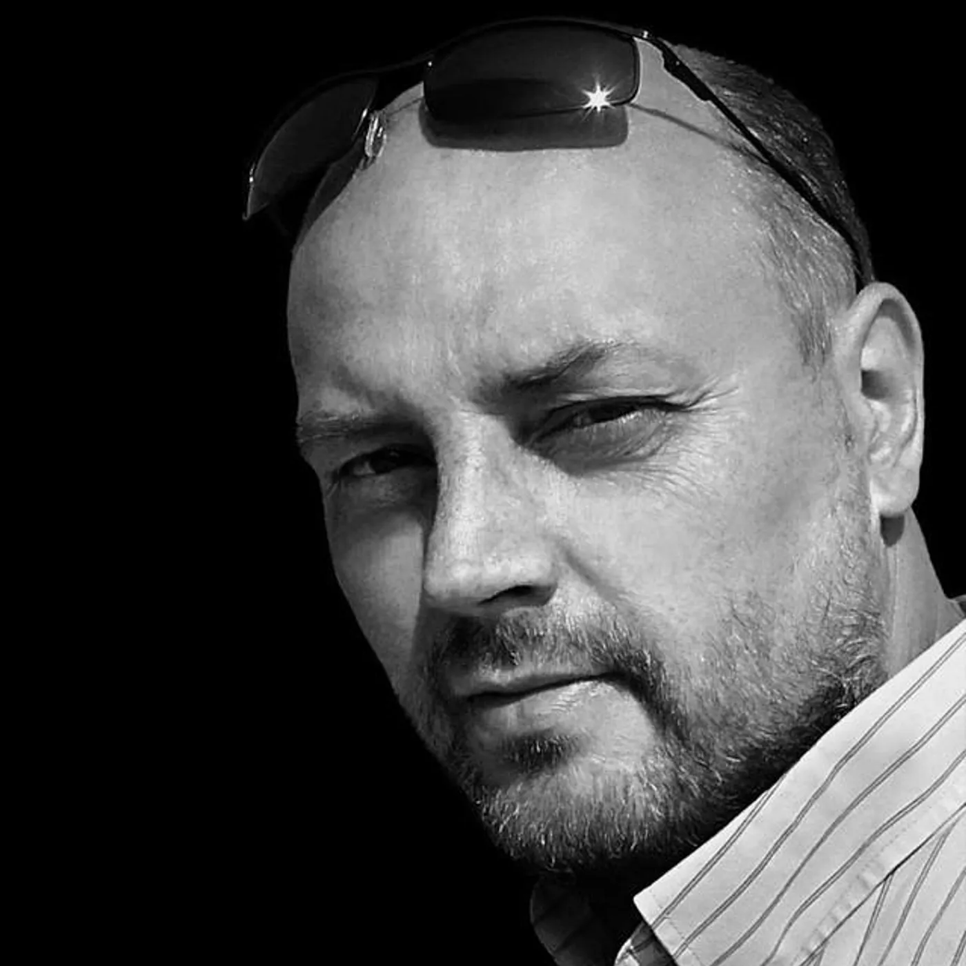 Piotr Janeczek Brand Page