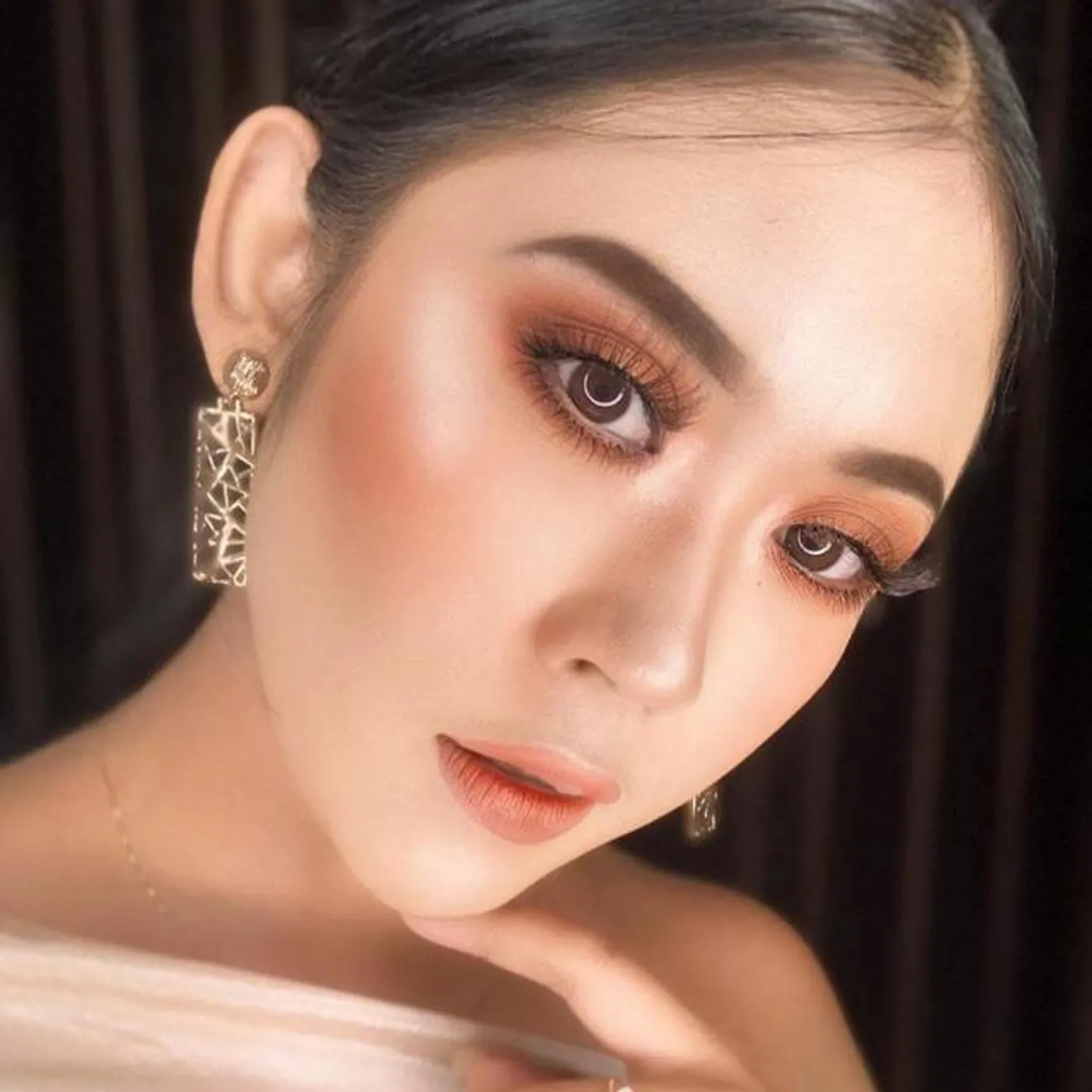 Putri Varenza Brand Page