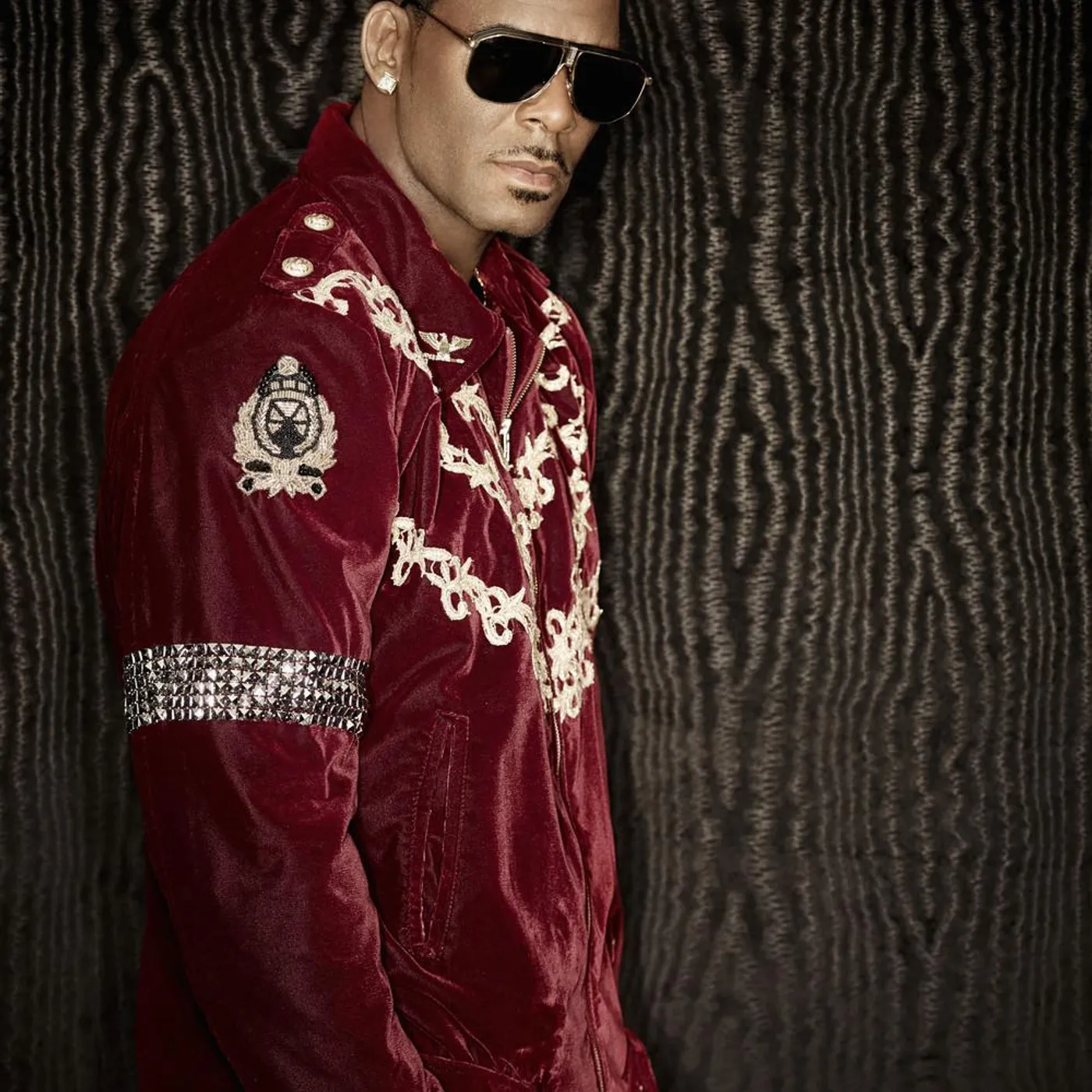 R. Kelly Brand Page
