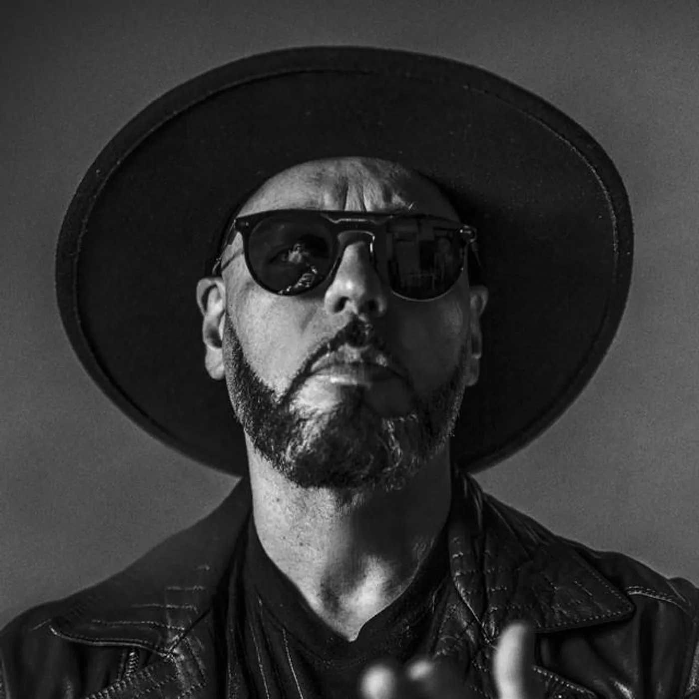 Roger Sanchez Brand Page