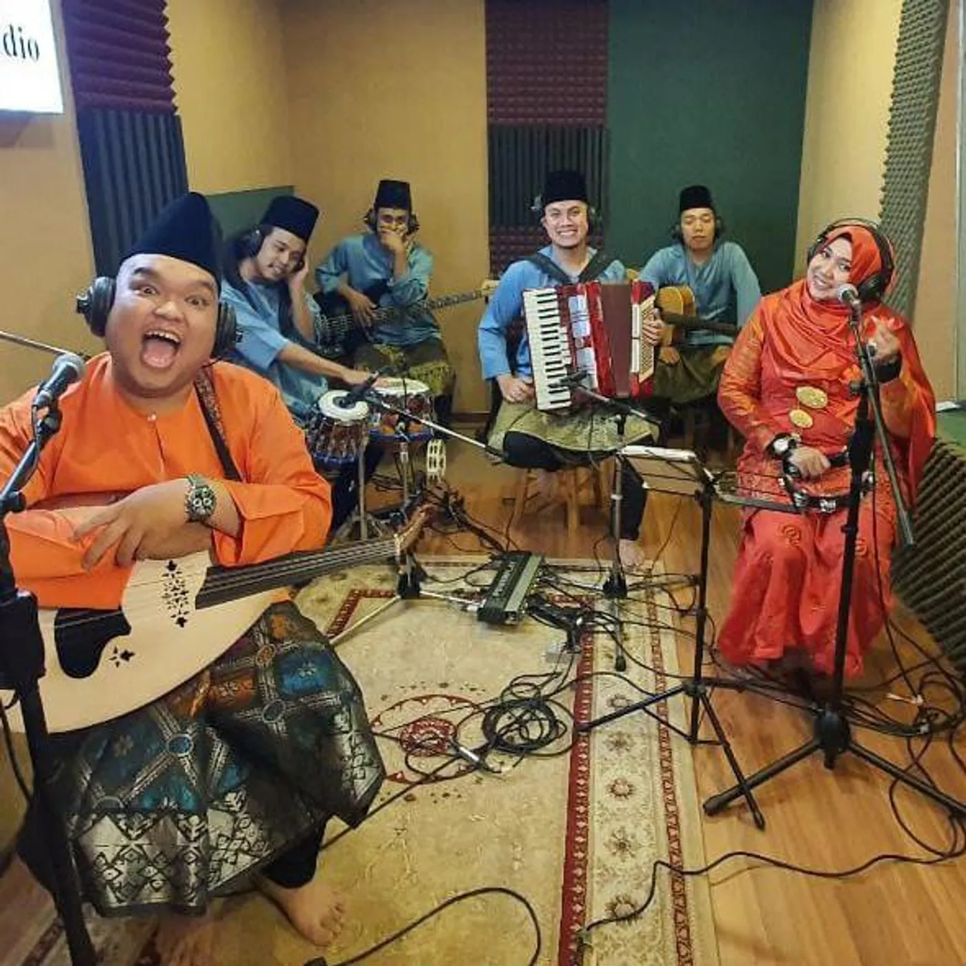 Rojer Kajol Channel Brand Page