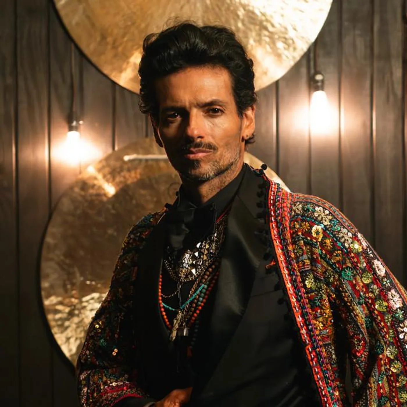 Draco Rosa Brand Page
