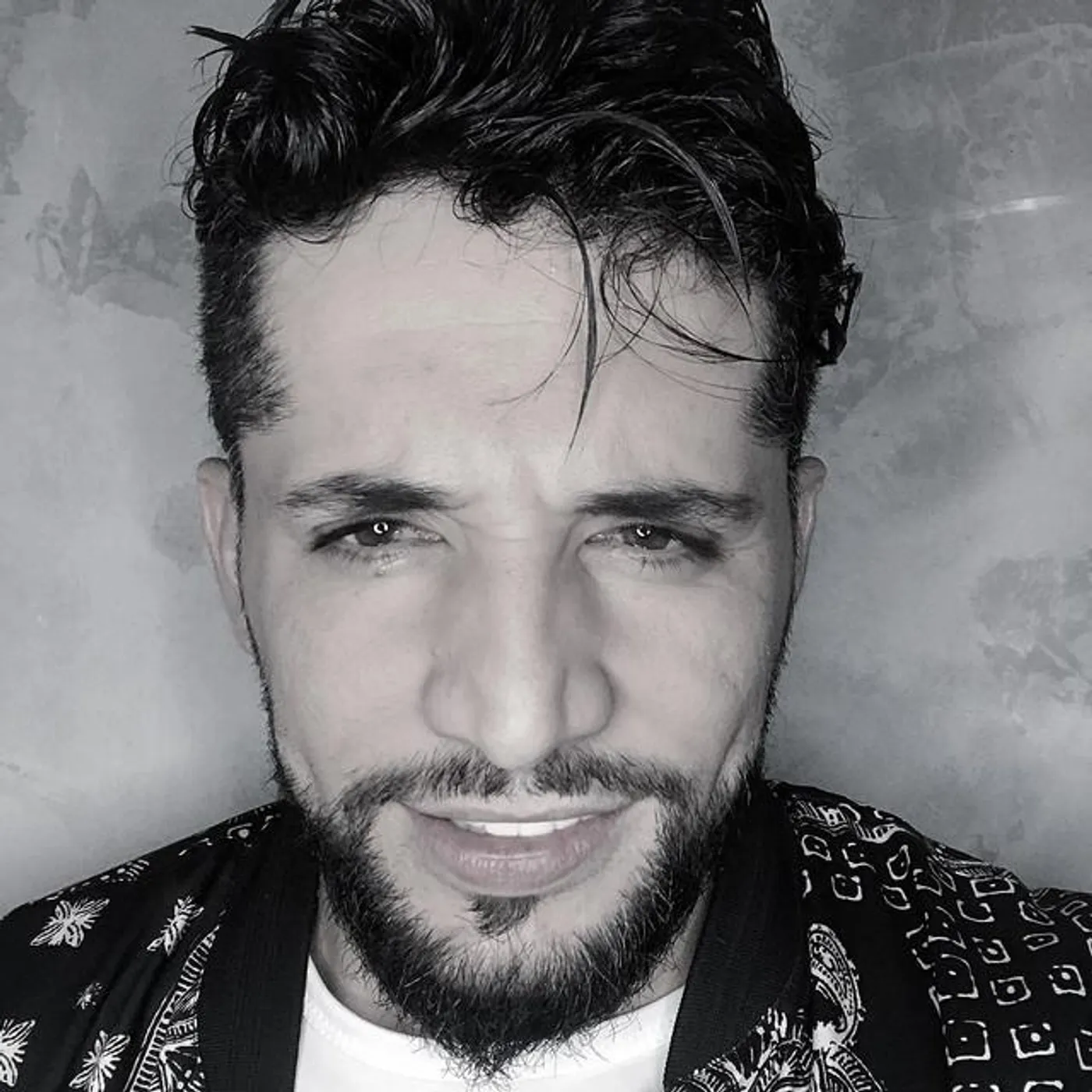 Rafael Bitencourt Brand Page