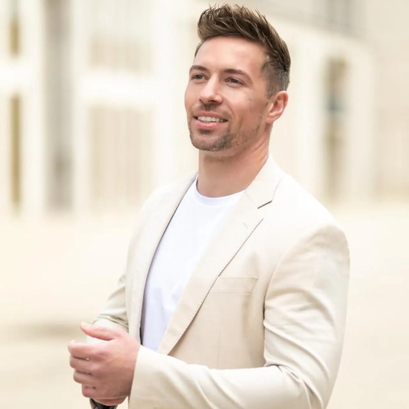 Ramon Roselly Brand Page