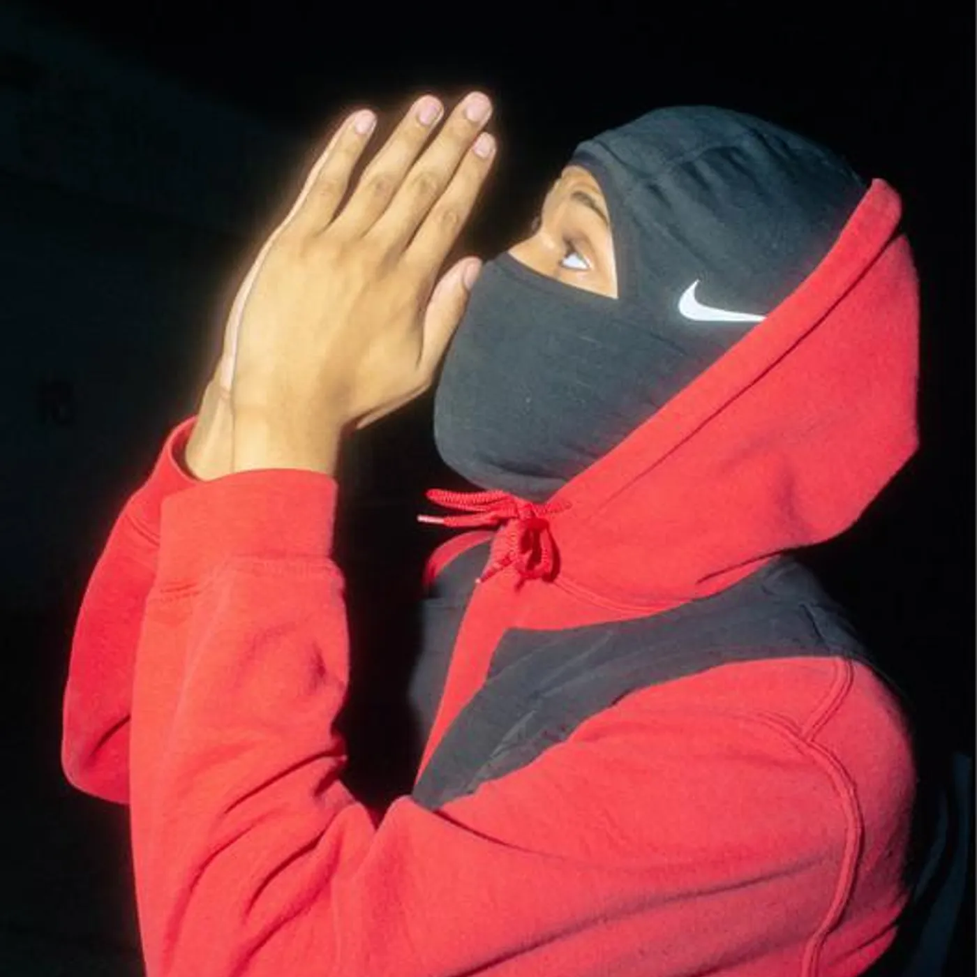 Wavy M