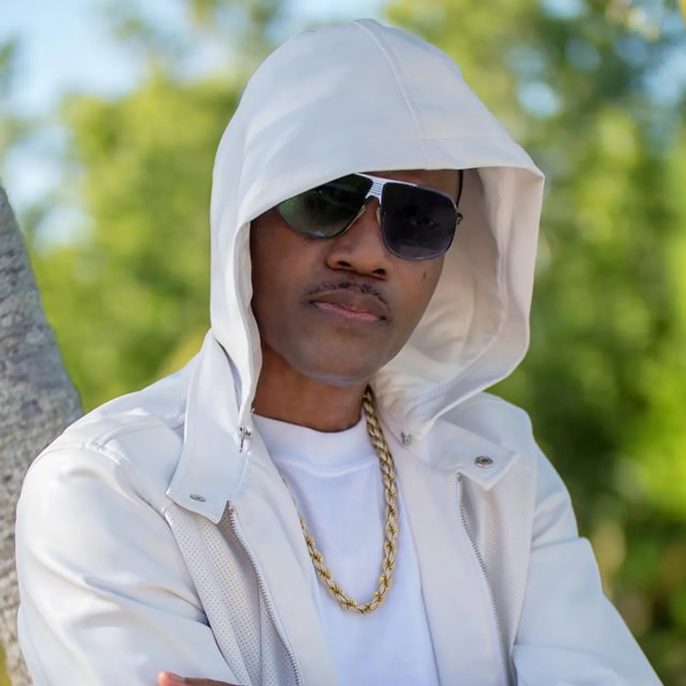 Wayne Wonder Brand Page