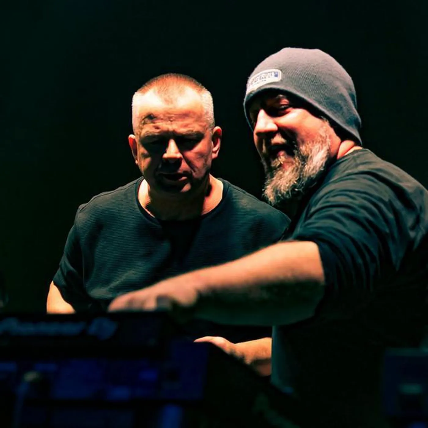 Warp Brothers Brand Page